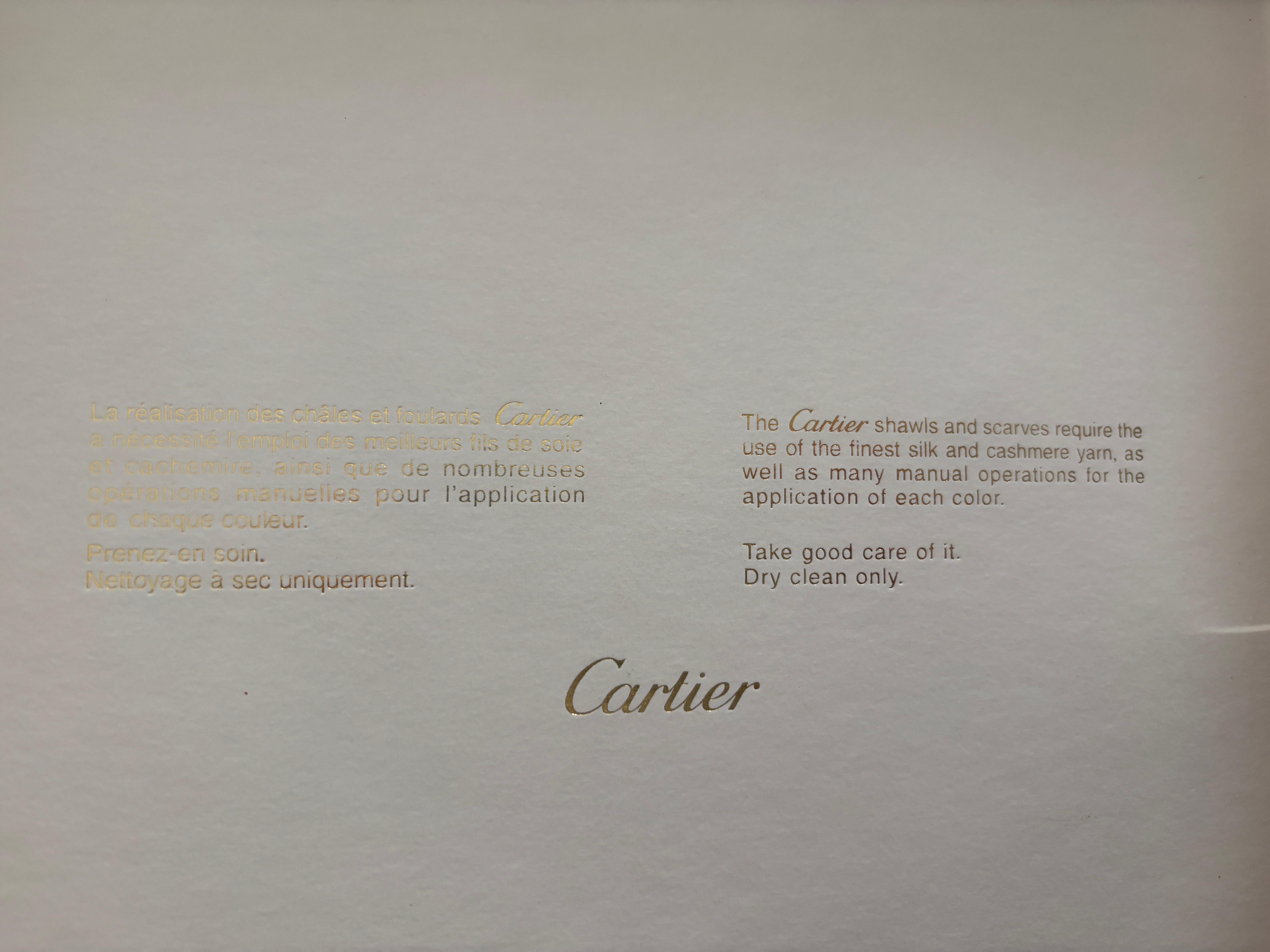 CARTIER Paris Bracelets de panthères bleues et jaunes en foulard de soie en vente 15