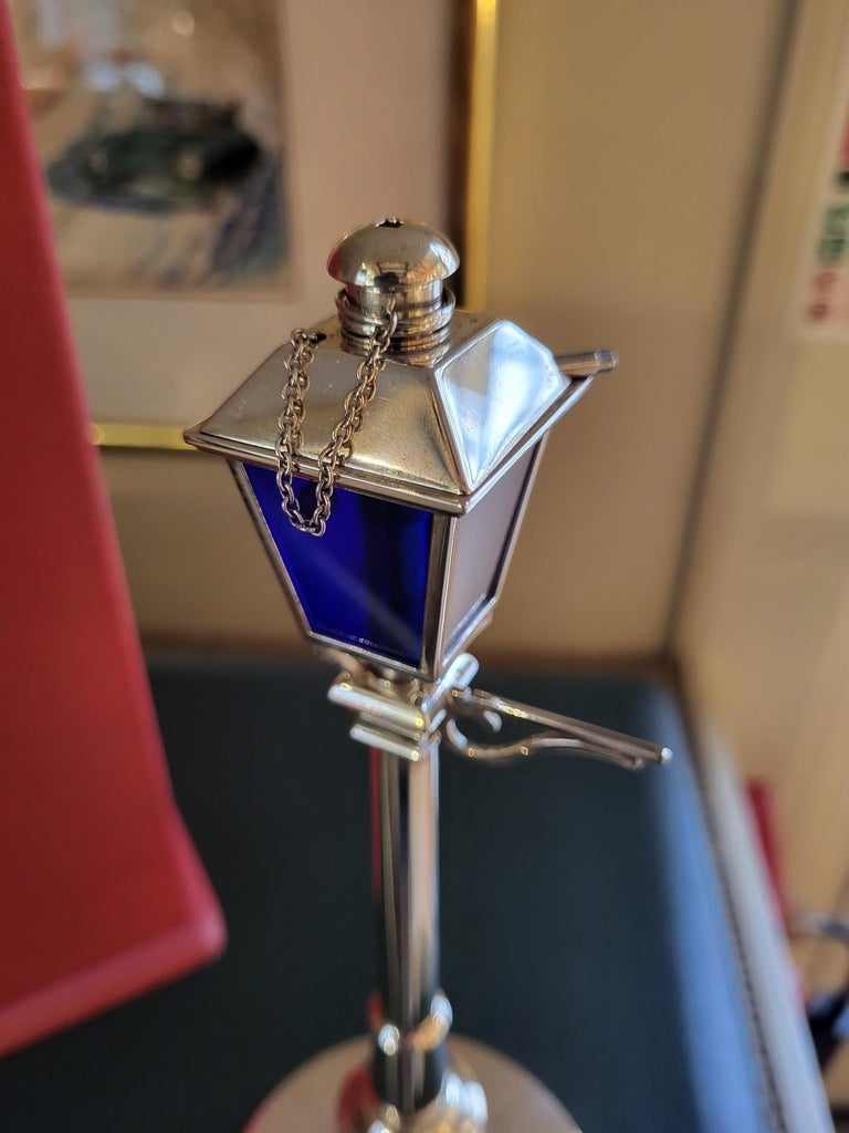 Polished Cartier Paris, Sterling Silver ‘Street Lamp’ Table Lighter, 1930s For Sale