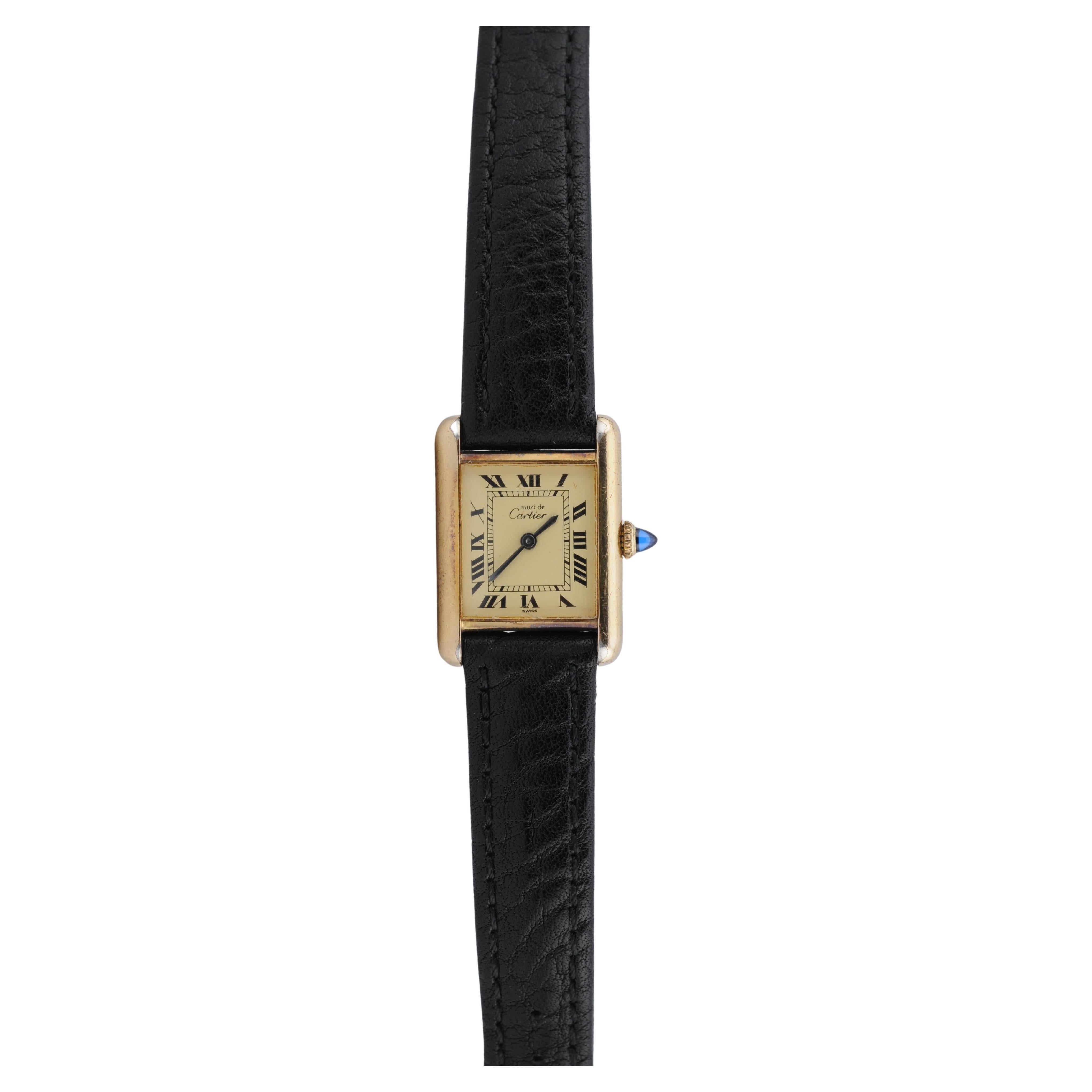 Eine zeitlose Cartier Paris Tank Armbanduhr, Referenz 18684, aus dem Jahr 1978. Gefertigt aus 925 Vermeil (vergoldetes Sterlingsilber) mit einem klassischen Handaufzugswerk.