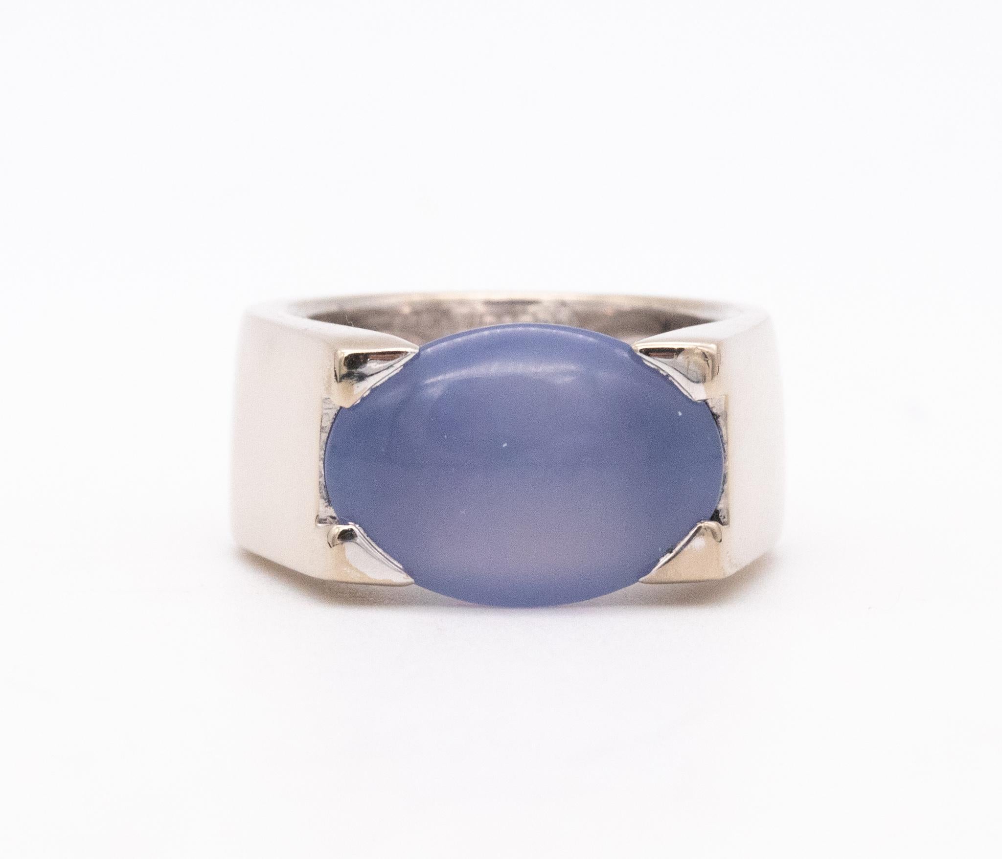 Cabochon Cartier Paris Tankissine Chevalier Ring 18Kt Gold 8.65 Cts Blue Gray Chalcedony For Sale