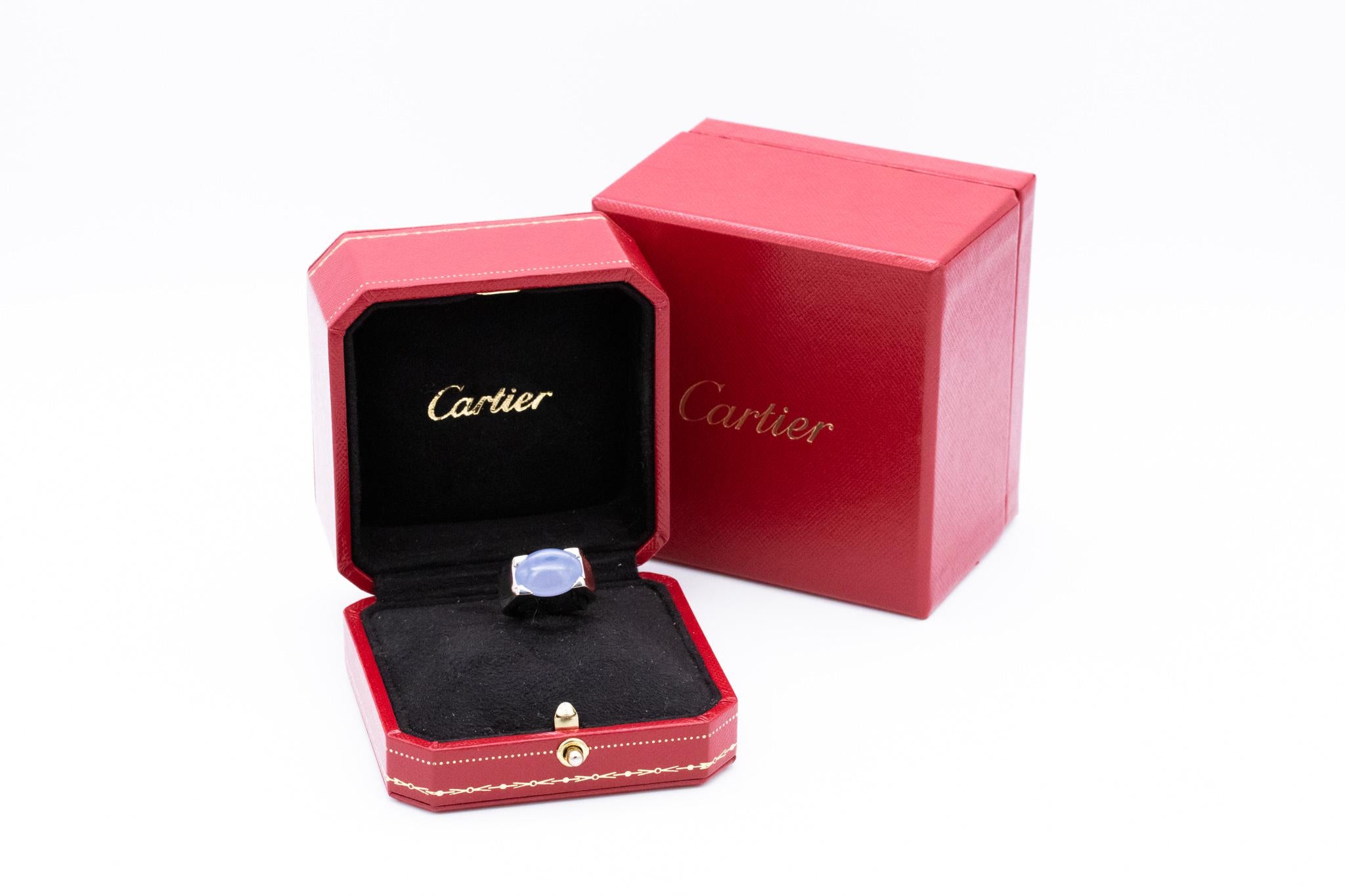 Women's or Men's Cartier Paris Tankissine Chevalier Ring 18Kt Gold 8.65 Cts Blue Gray Chalcedony For Sale