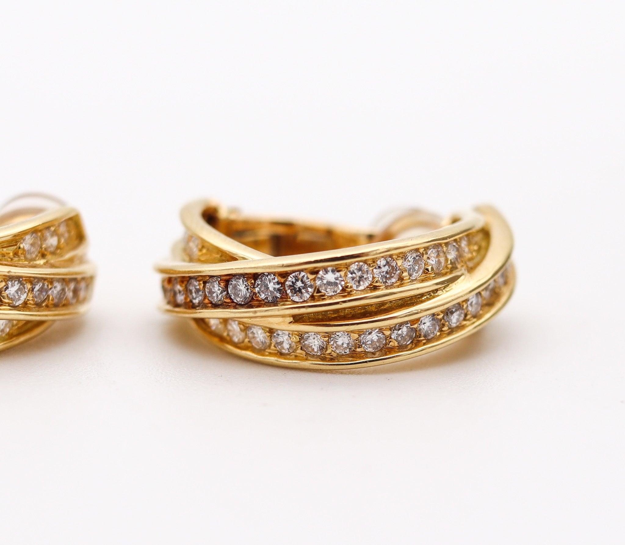 CARTIER Paris - Orecchini a trilogia in oro giallo 18Kt con 1,64 Cwt. Diamanti VVS in vendita 1