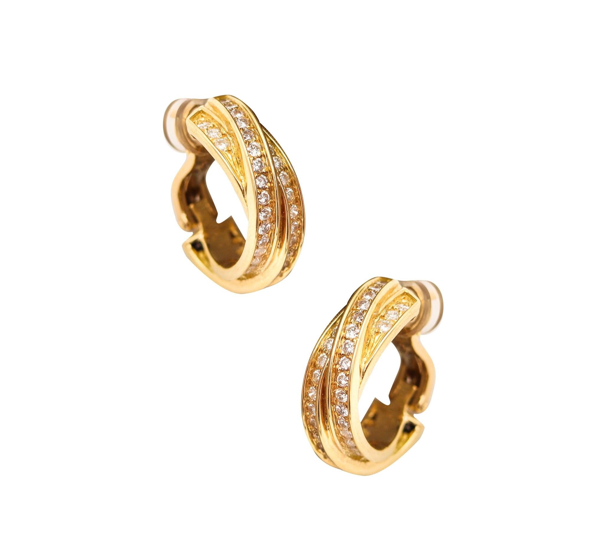 CARTIER Paris - Orecchini a trilogia in oro giallo 18Kt con 1,64 Cwt. Diamanti VVS in vendita 2