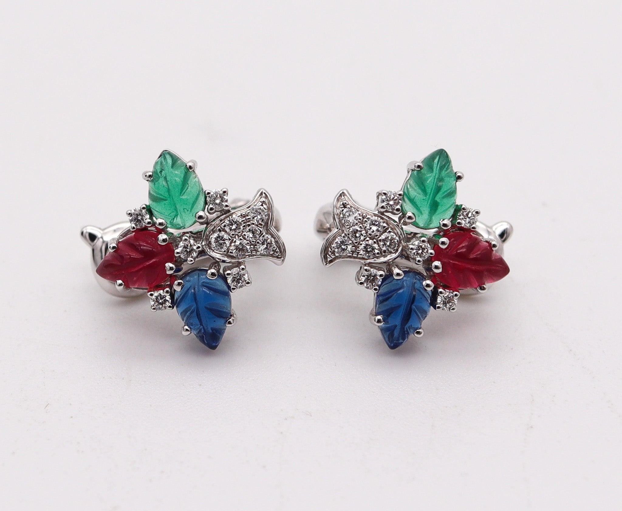 Art déco CARTIER Paris Tutti Frutti Boucles d'oreilles en or blanc 18 carats avec pierres sculptées et diamants en vente