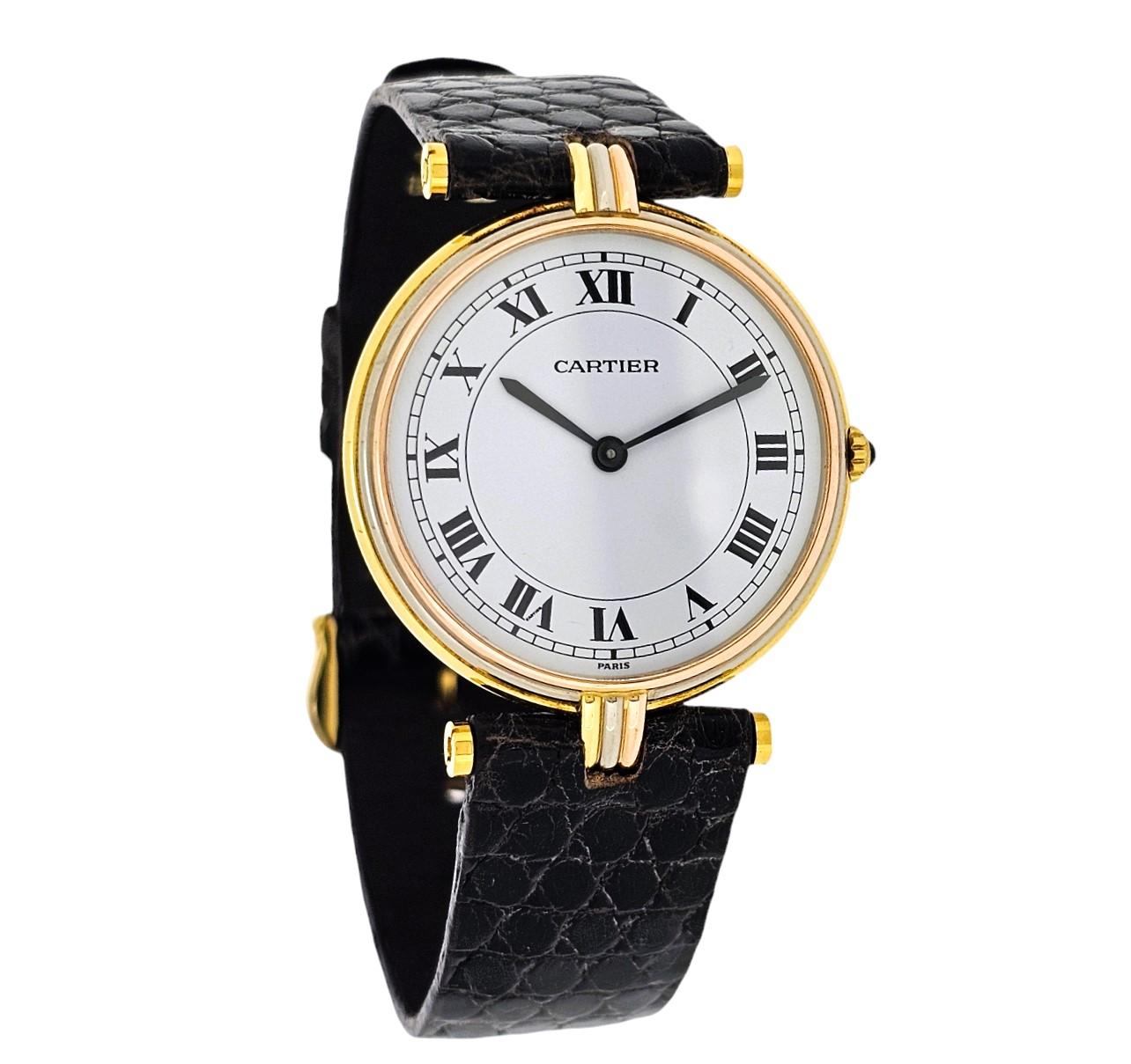 Cartier Paris Vendome LC Trinity GM large size watch 18K Tri- Color Circa 1980'S In Excellent Condition For Sale In Santa Monica, CA