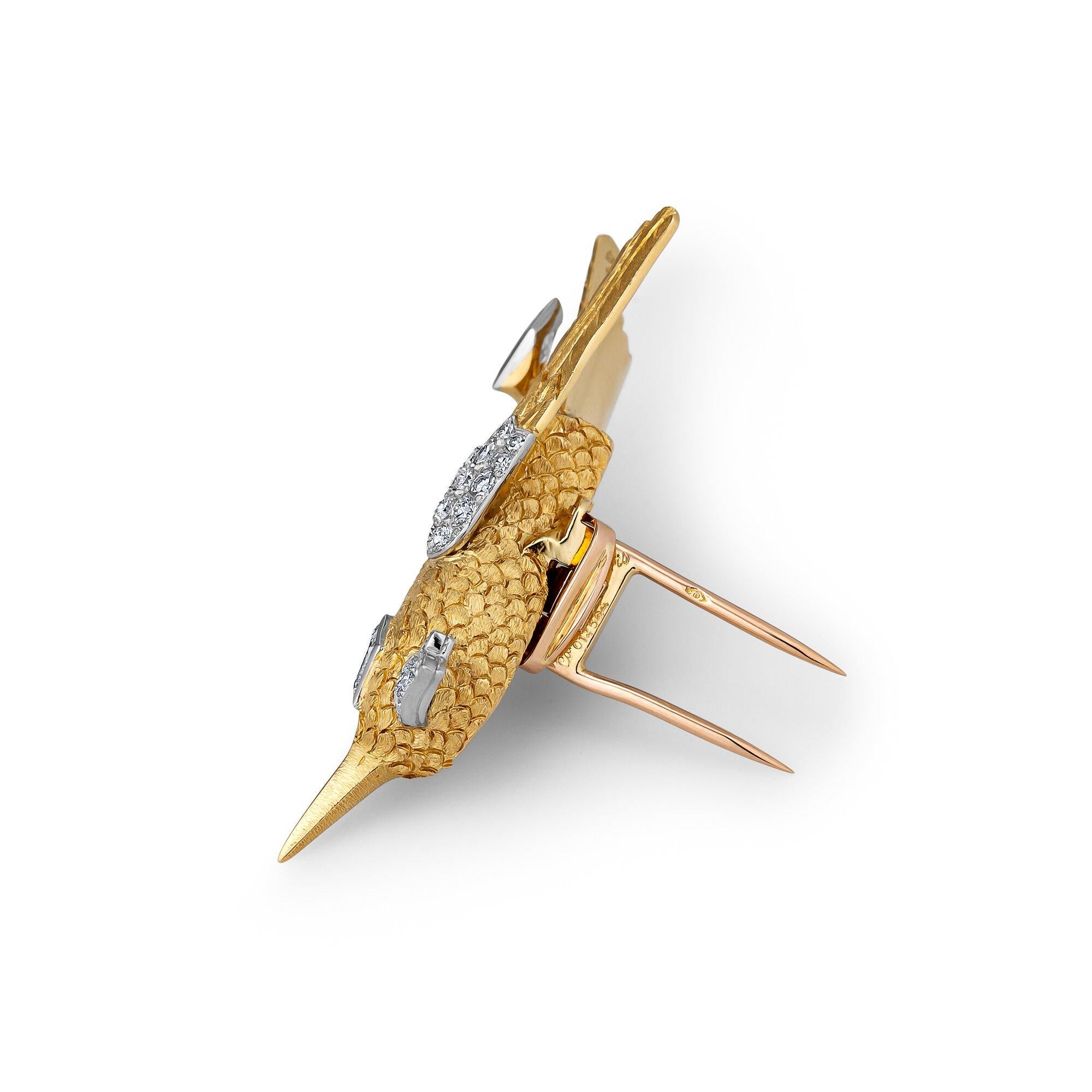 Cartier Paris Vintage Diamond Platinum Gold Hummingbird Brooch In Excellent Condition In Greenwich, CT