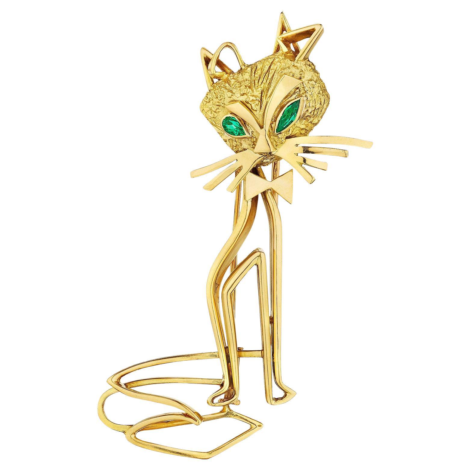 Cartier Paris Vintage Emerald Gold Cat Brooch