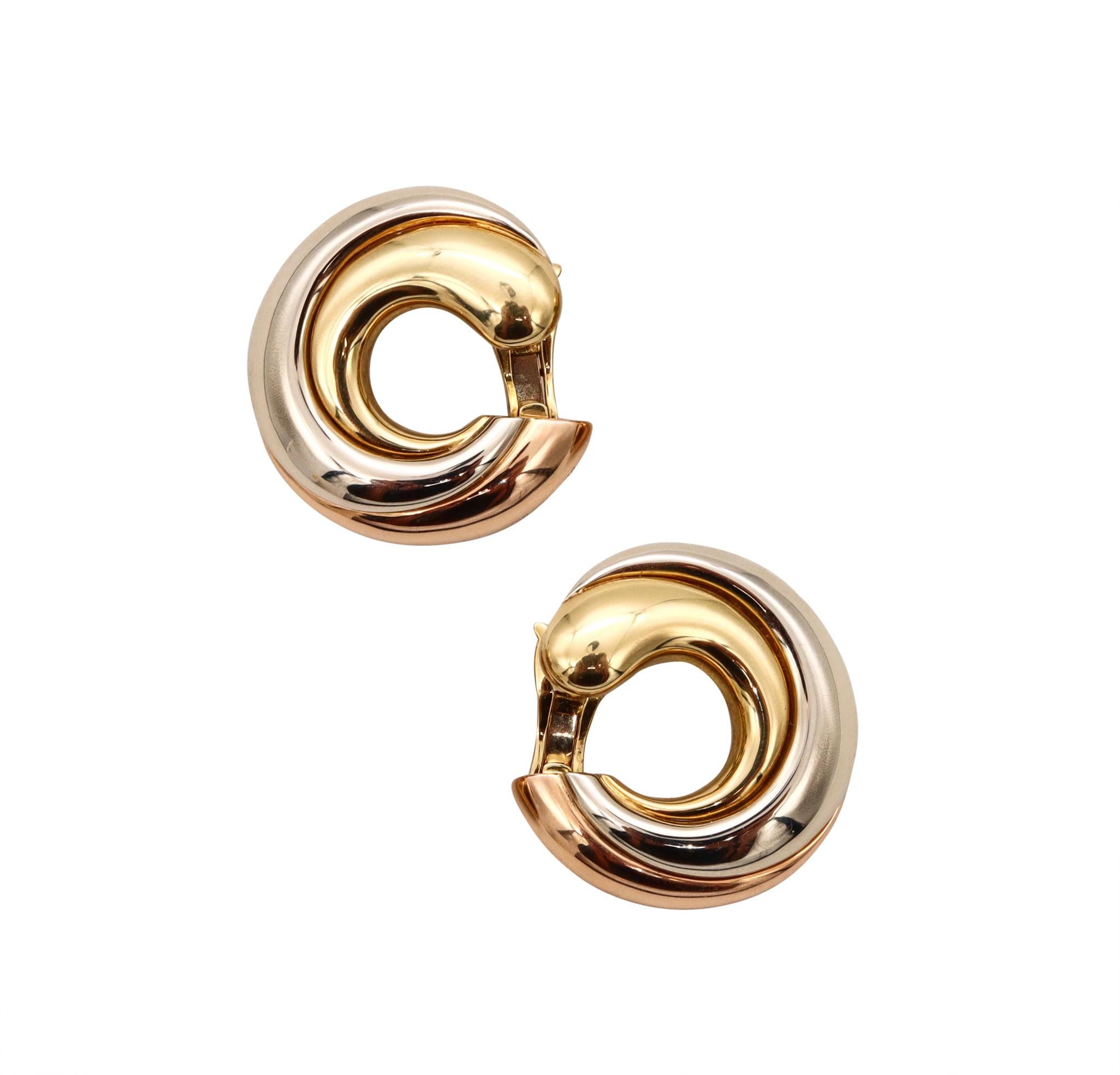 Women's Cartier Paris Vintage Large C Trinity Clip Earrings in Solid 18Kt Tricolor Gold For Sale