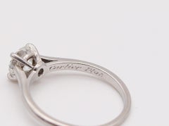 Anillo solitario vintage de CARTIER París, en platino, con un diamante VVS de 1,01 quilates