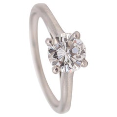 CARTIER Paris Vintage Solitaire Ring In Platinum With 1.01 Carats VVS Diamond