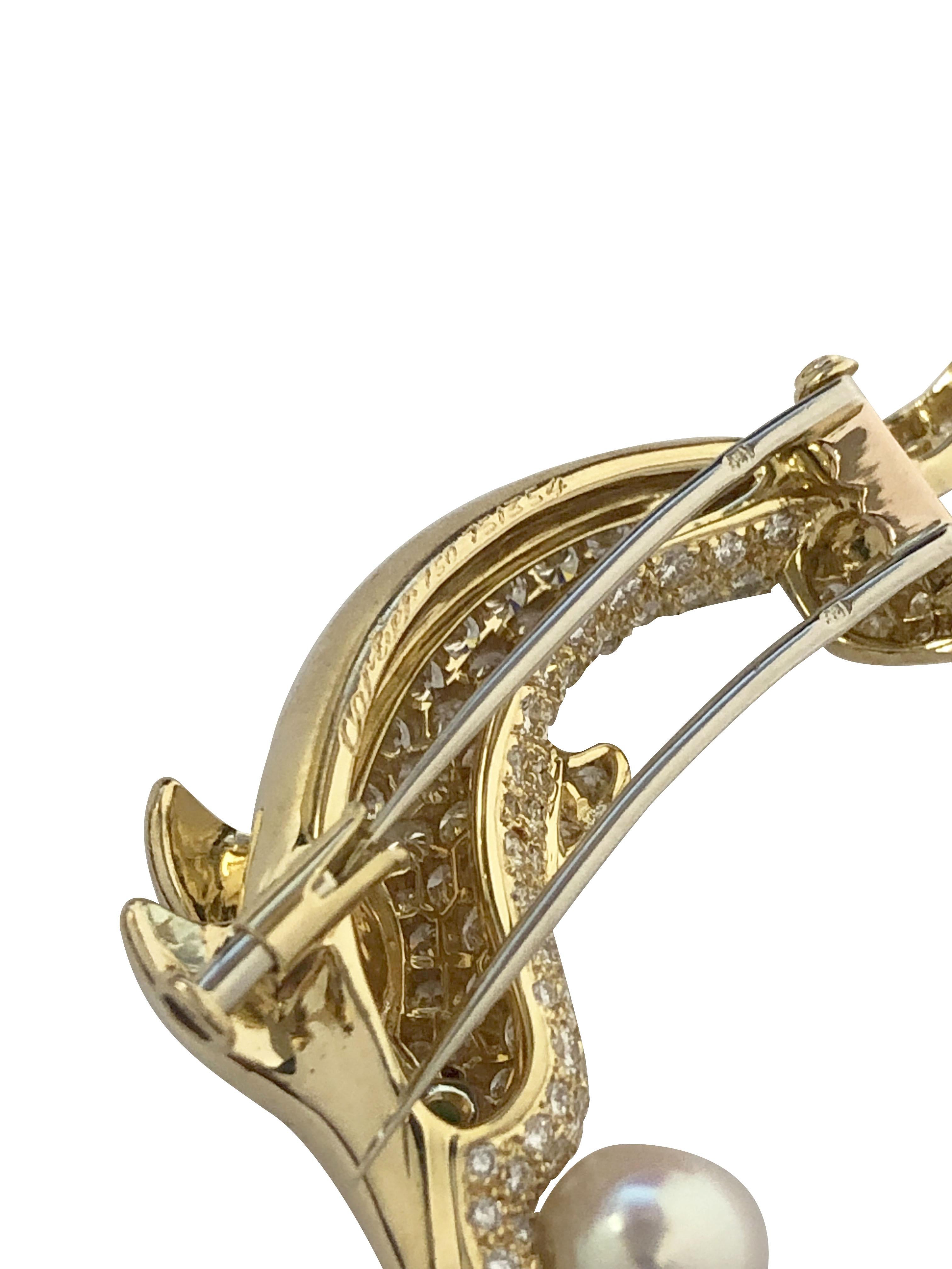 Women's or Men's Cartier Paris Yellow Gold and Diamond Dolphin clip Brooch  For Sale