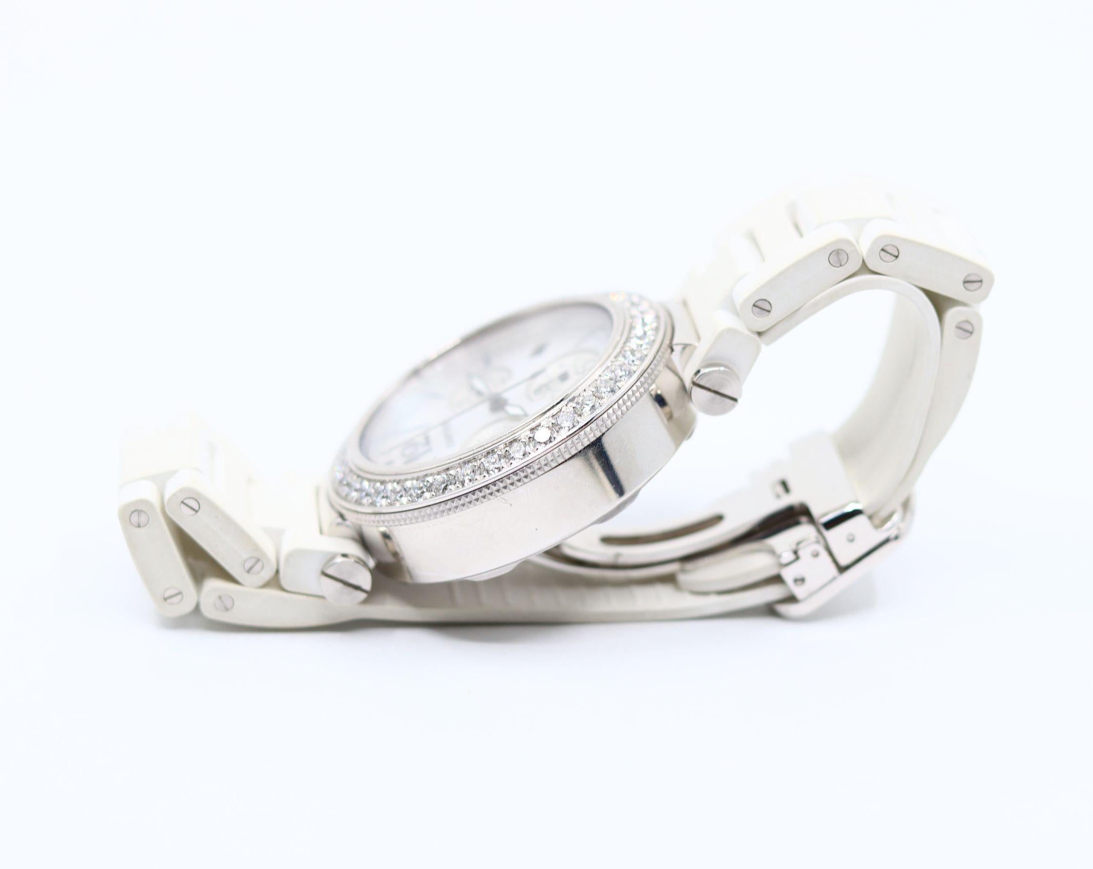 Cartier Pascha 18K Weißgold Diamant Uhr im Angebot 7