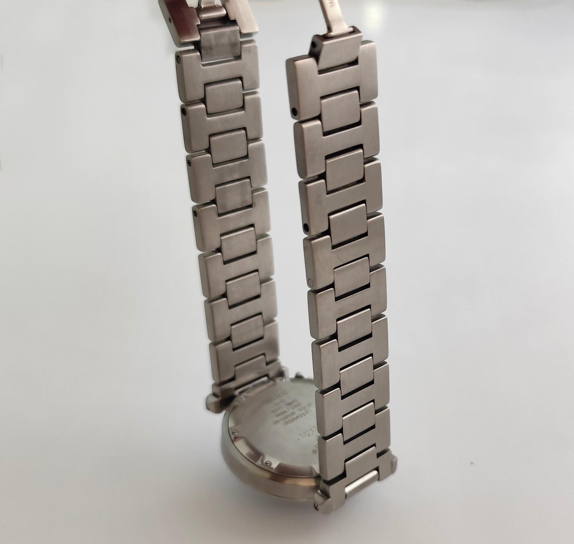 Cartier Pasha C 2324 Quadrante grigio a griglia in acciaio inossidabile Automatico 35 mm Orologio da Uomo in vendita 15