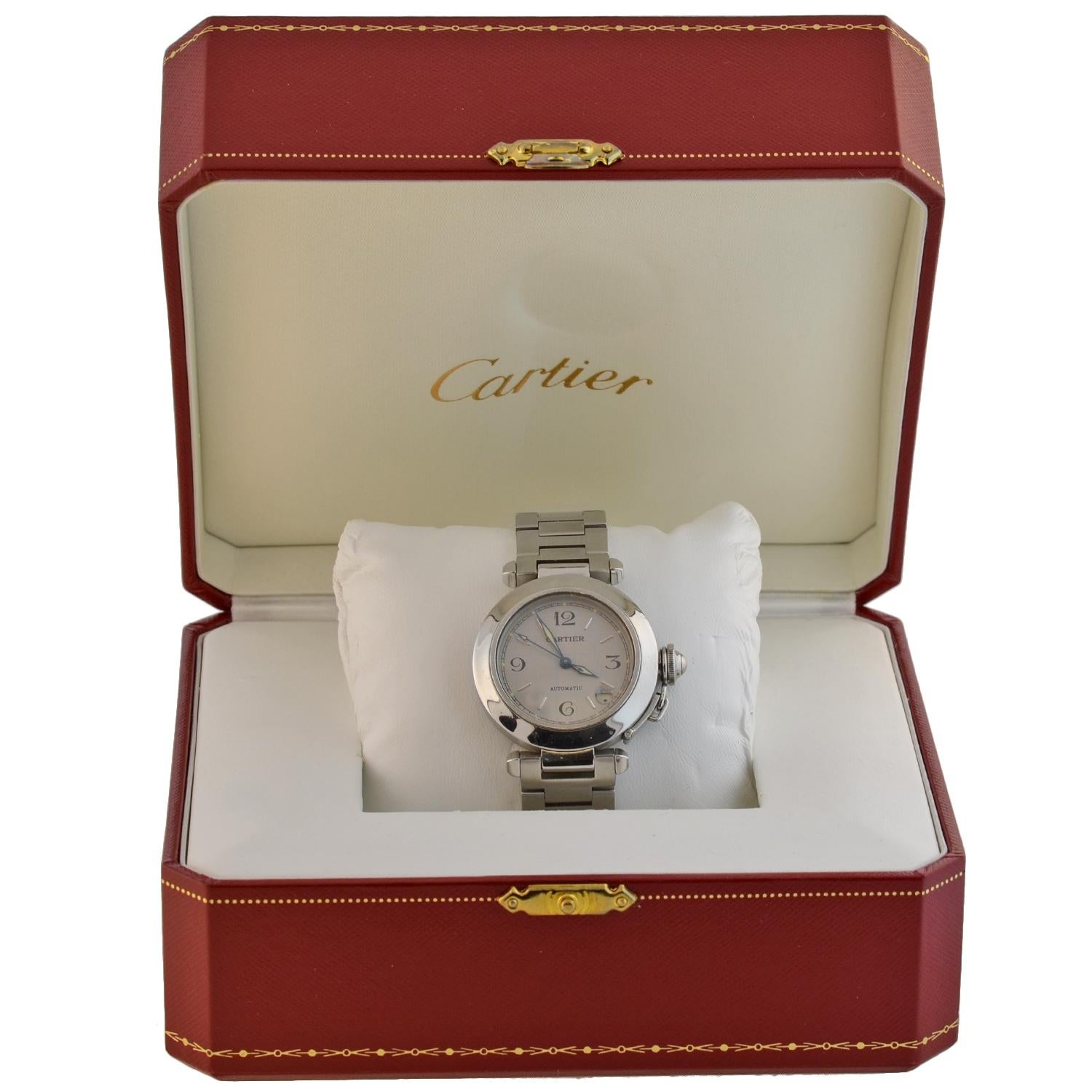 A fabulous Estate CARTIER automatic watch! This gorgeous timepiece is made of stainless steel and is one of Cartier's most beautiful styles, the 