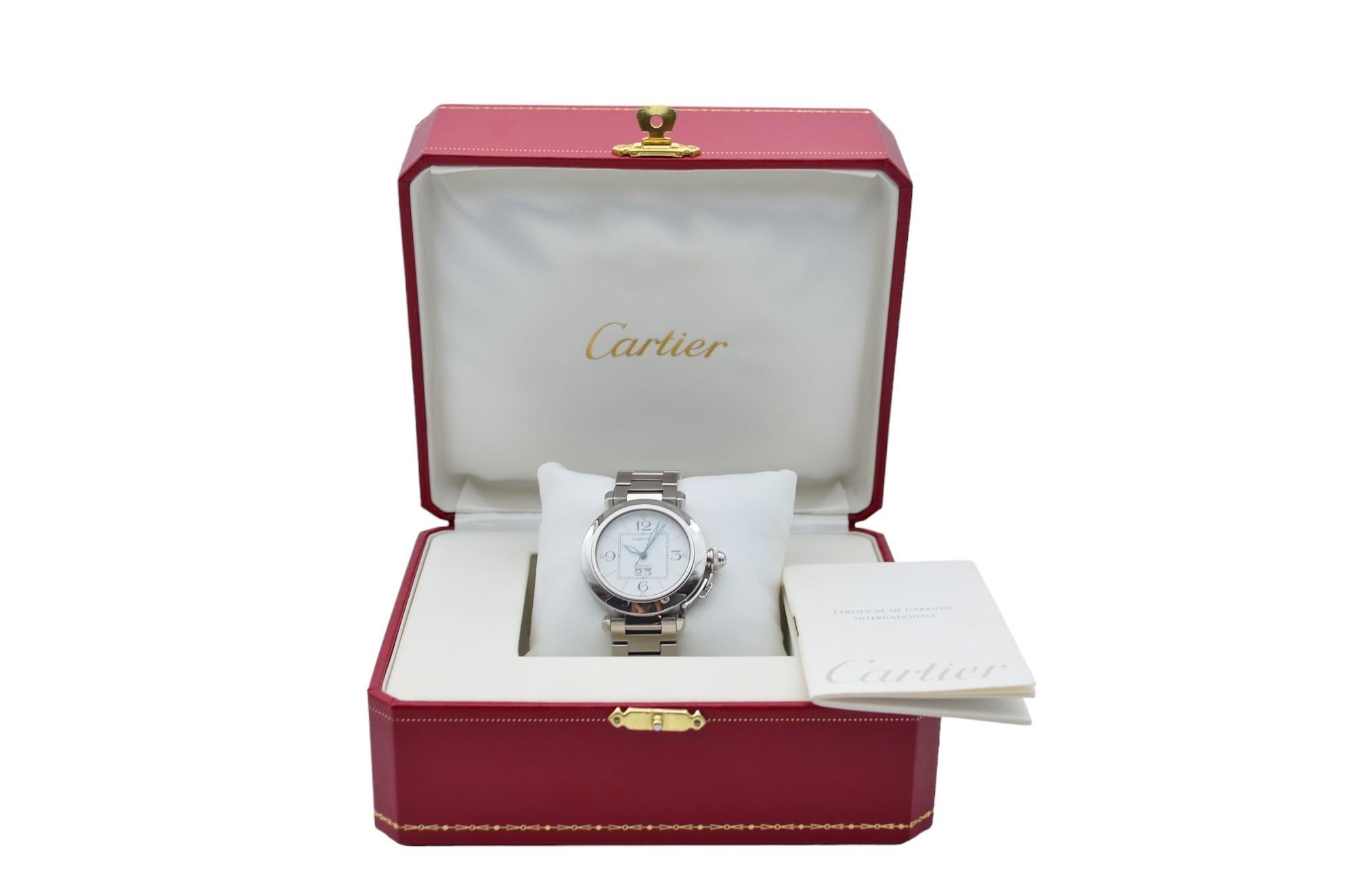 The watch is in a very good condition and it’s working well. The total length of the bracelet (case+bracelet) is 18.5cm. The watch comes with the original box, along with an AGS Jewelry warranty card. For more information about delivery, warranty