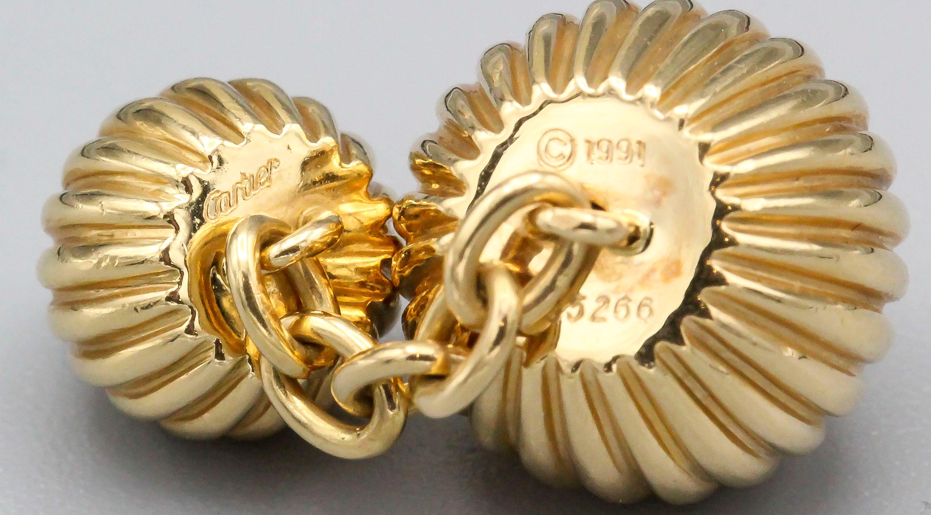Men's Cartier Pasha Cabochon Sapphire and 18 Karat Gold Cufflinks and Stud set