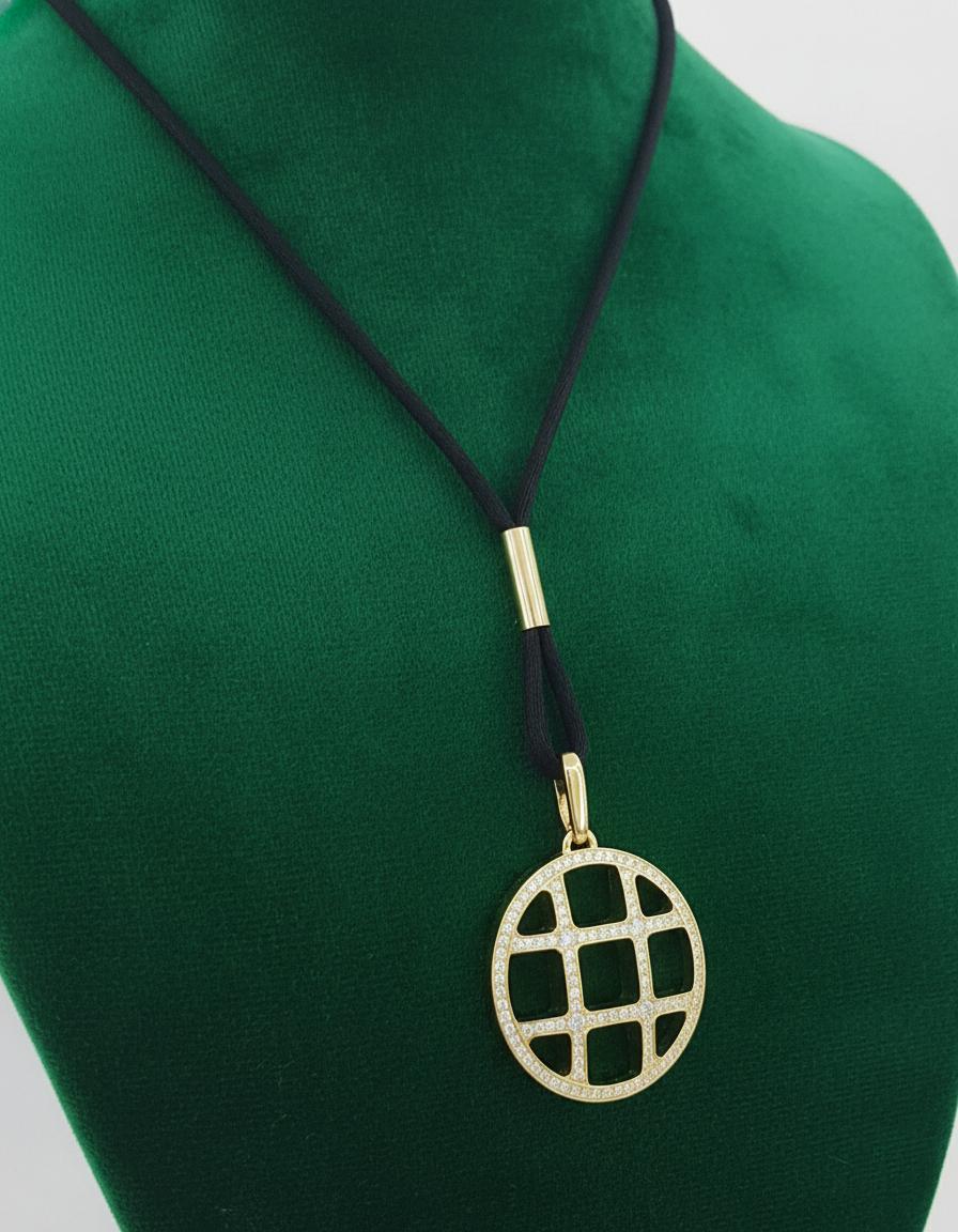 Taglio rotondo Cartier Pasha de Cartier - Collana in oro giallo 18 carati e diamanti in vendita