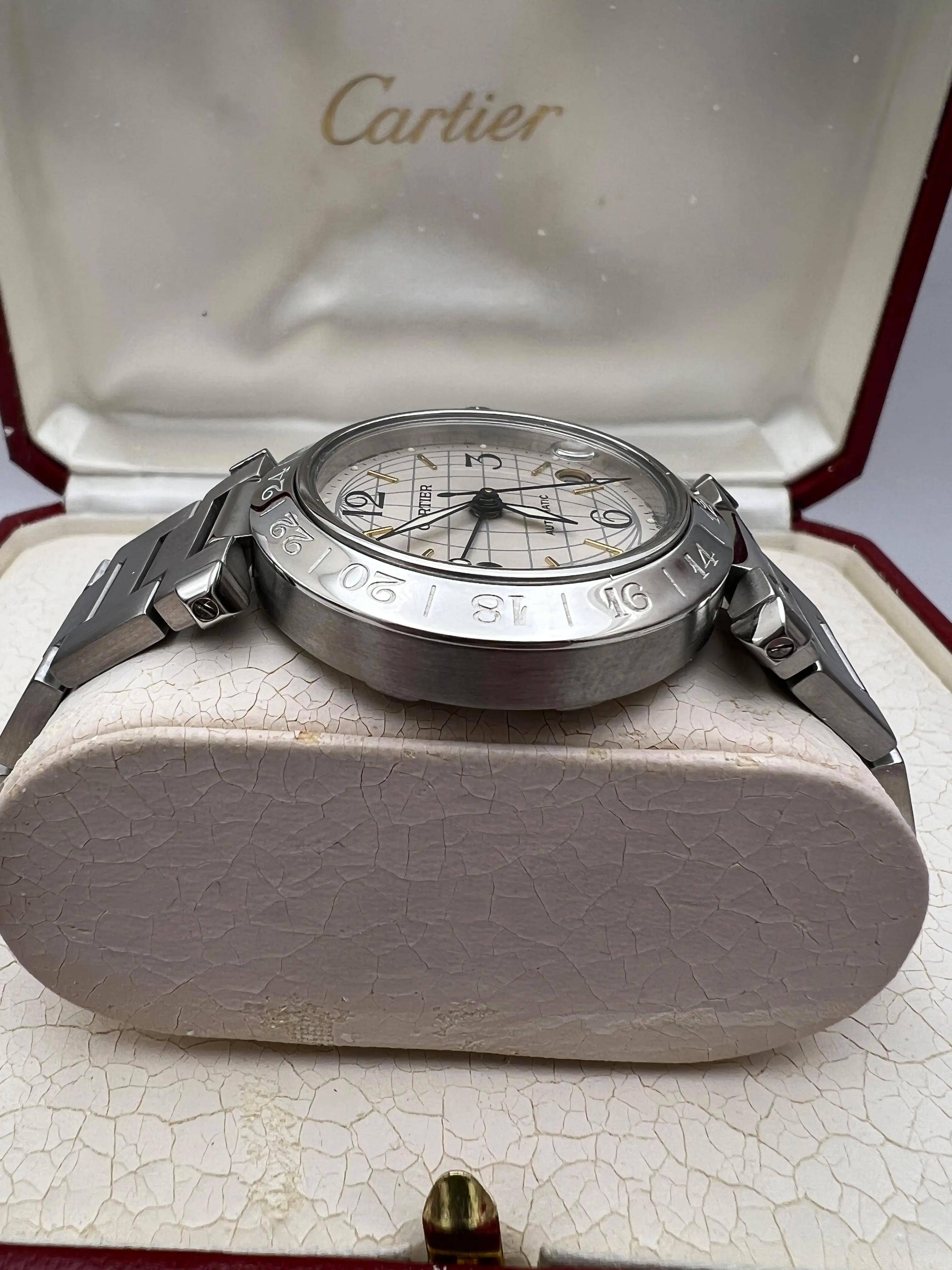 Donna Cartier Pasha GMT 35mm Quadrante argento Orologio automatico in acciaio inossidabile W31029M7 in vendita