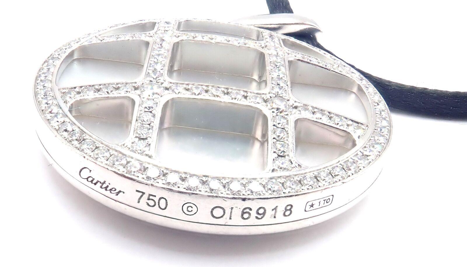 da uomo o donna Cartier Pasha Pave Diamante Madreperla Ciondolo in Oro Bianco Collana con Corde di Seta in vendita
