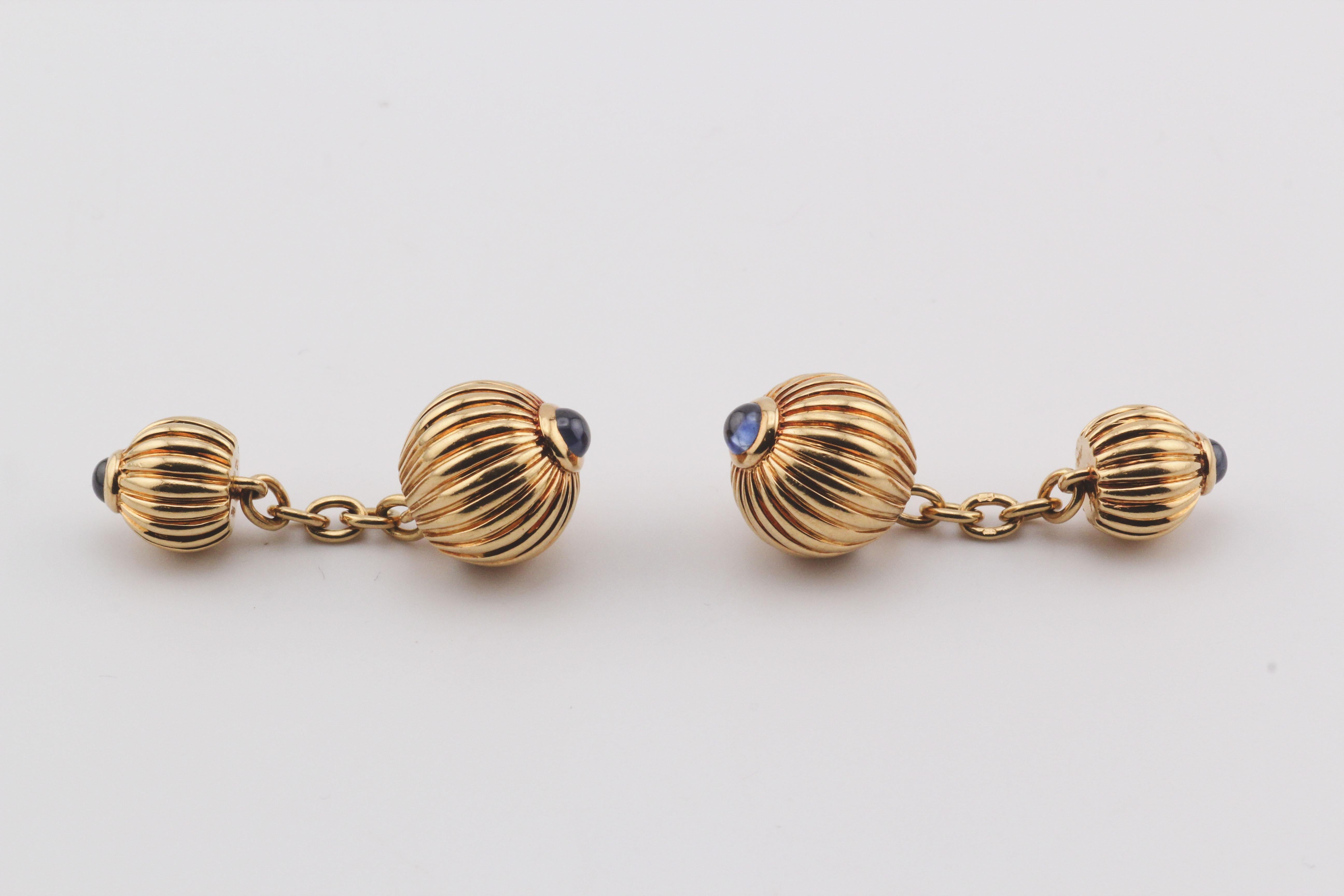Cartier Pasha Sapphire 18k Yellow Gold Ribbed Cufflinks In Good Condition For Sale In Simpsonville, SC