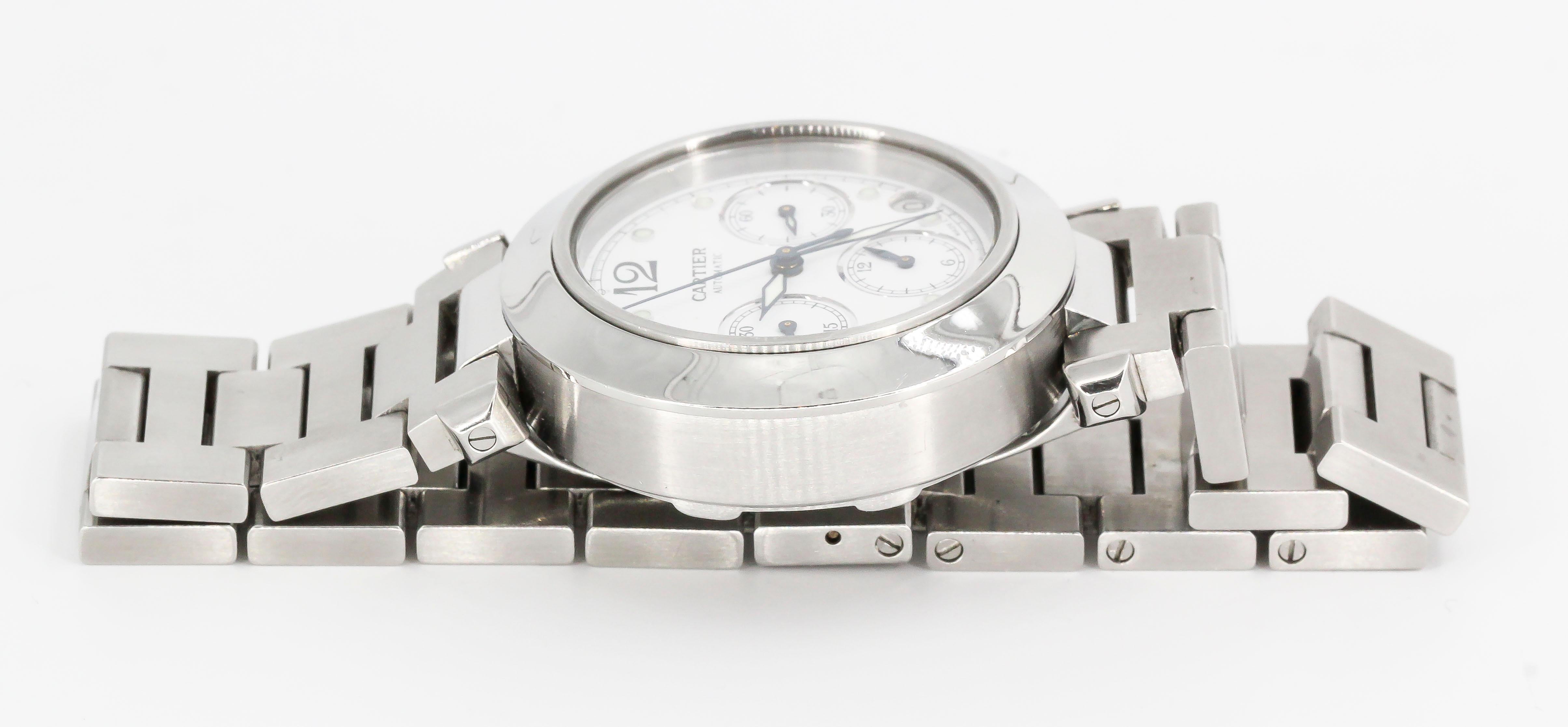 Handsome stainless steel wristwatch from the 