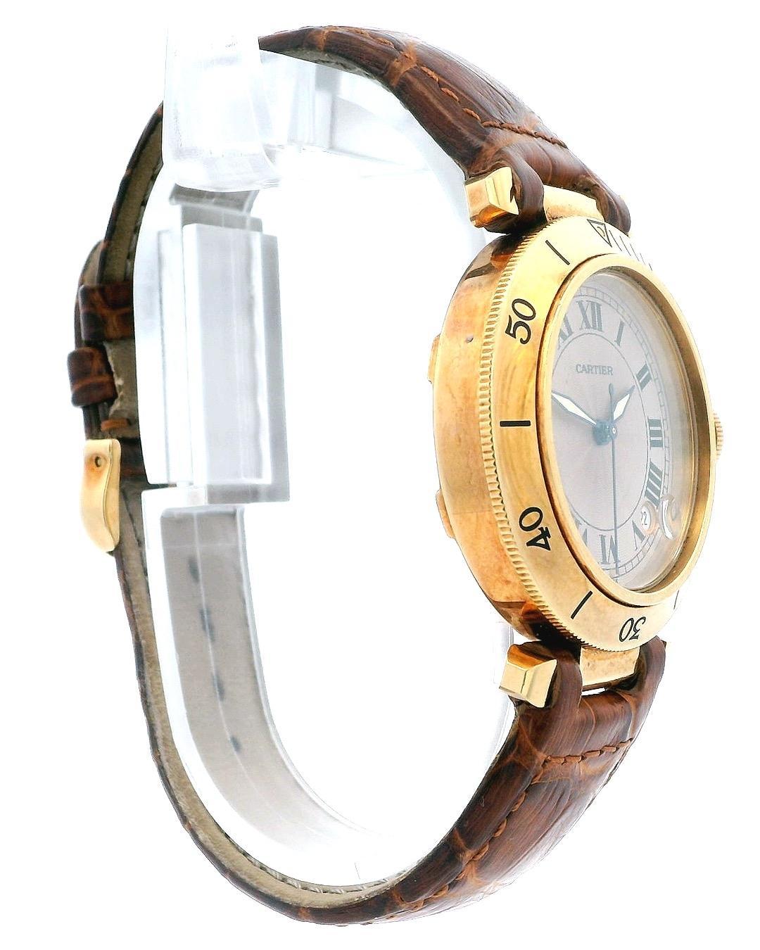 Cartier Pasha W3004856 Automatic 18k Yellow Gold W/Box & Papers In Good Condition For Sale In Great Neck Plaza, NY