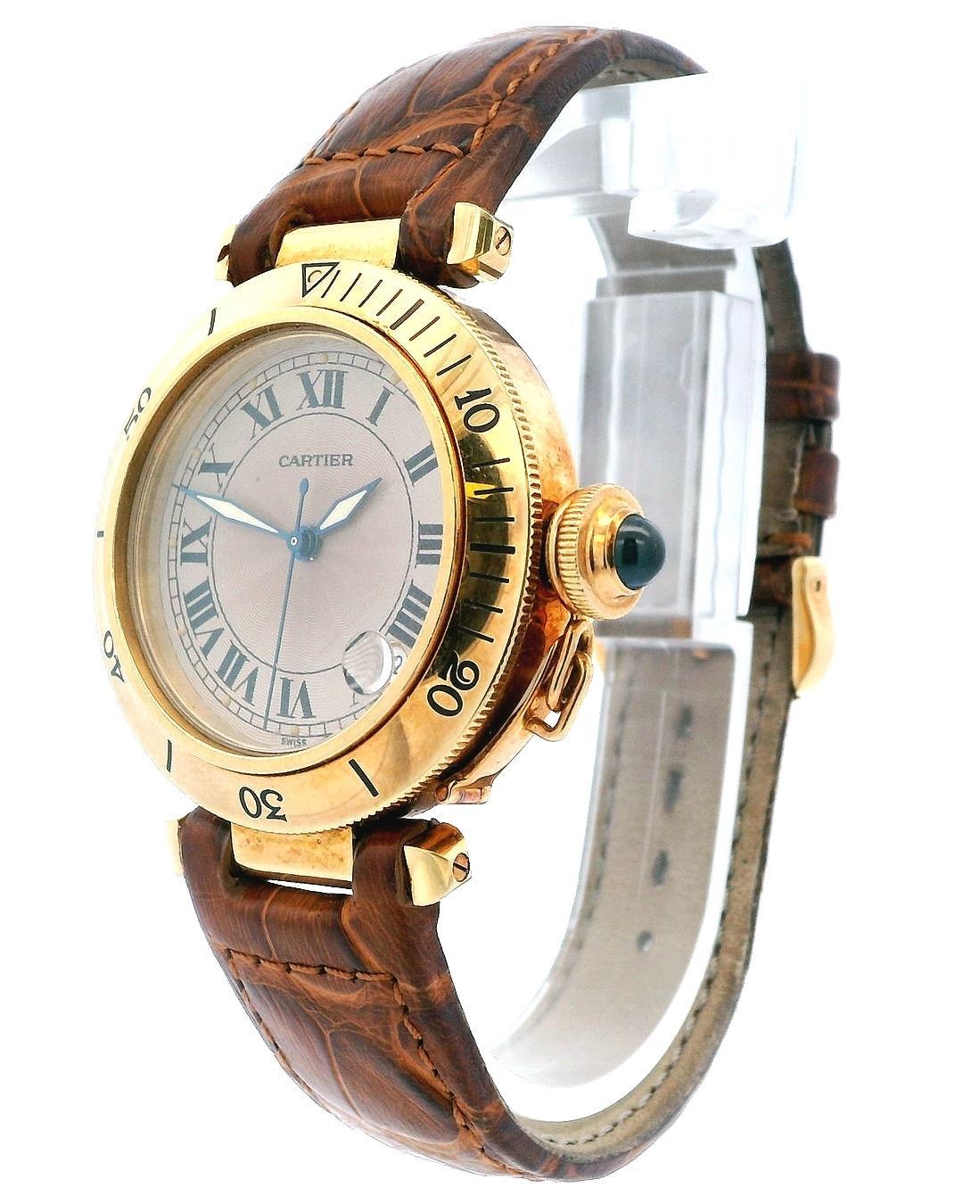 Cartier Pasha W3004856 Automatic 18k Yellow Gold W/Papers In Good Condition For Sale In Great Neck Plaza, NY