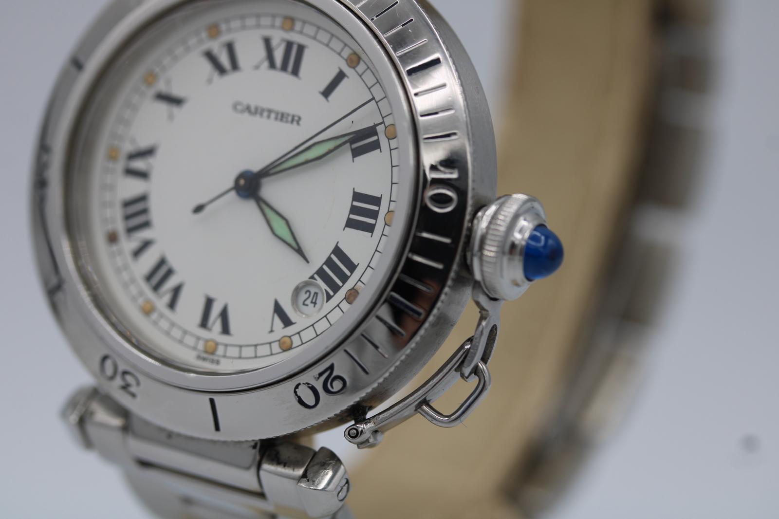 Cartier Pasha W31005H3 Serviced In Good Condition For Sale In London, GB
