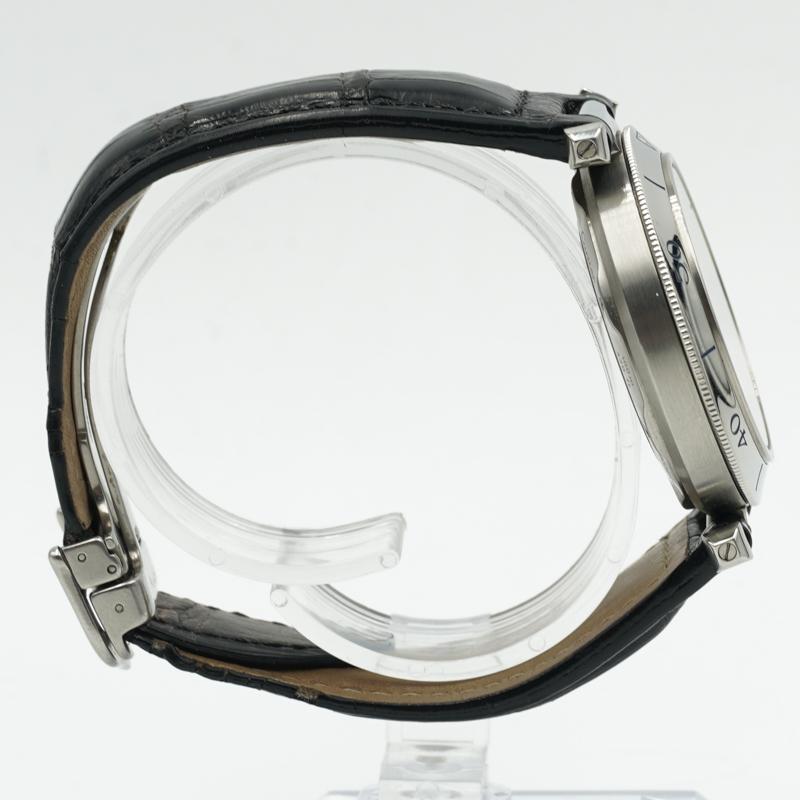 Cartier Pasha W3103755 Time Zones on Strap In Good Condition In Carmel, IN