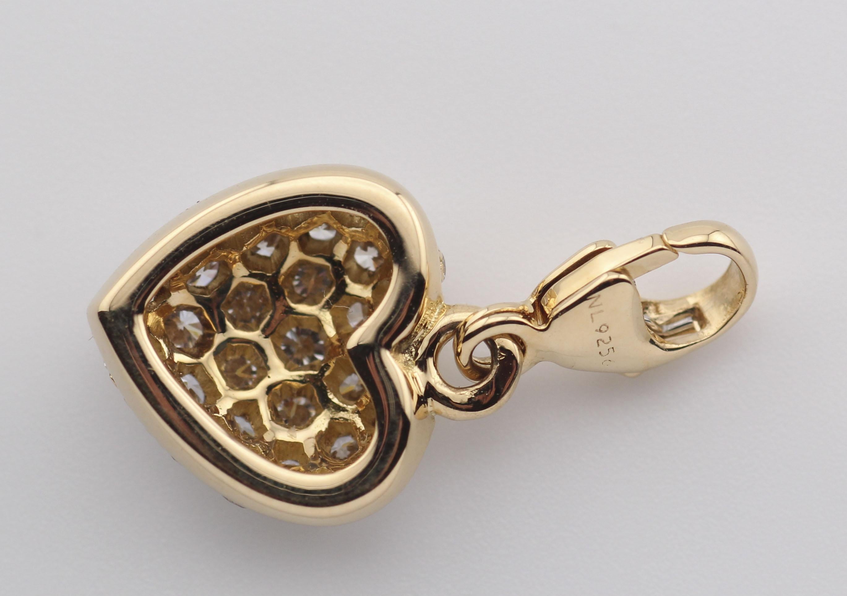 Round Cut Cartier Pavé Diamond 18K Yellow Gold Heart Pendant Charm For Sale
