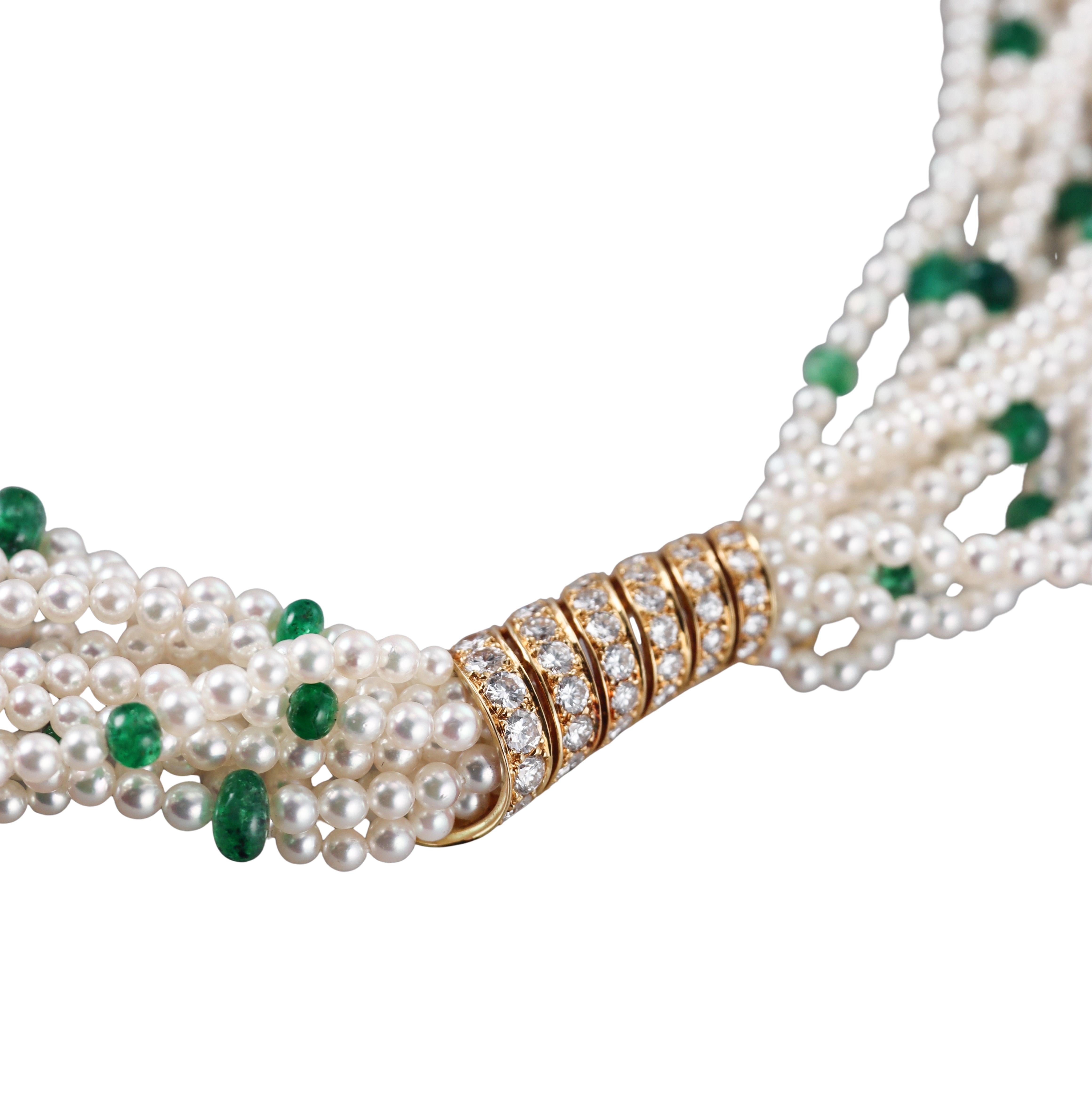 Cartier Mehrreihige Torsade-Halskette, Perle Smaragd Diamant Gelbgold (Rundschliff) im Angebot