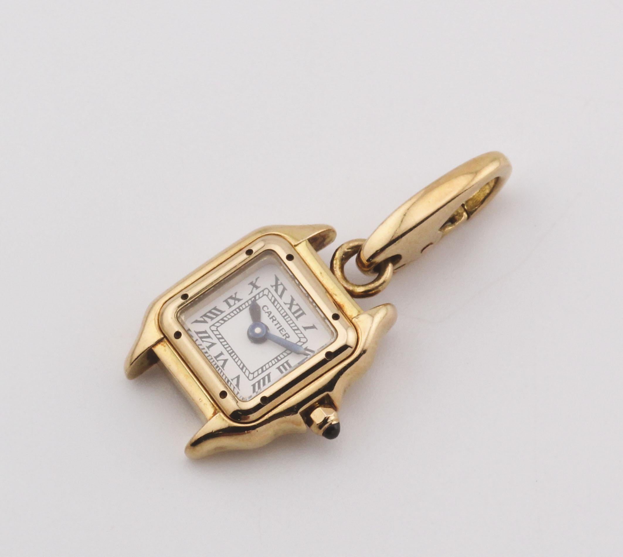 Als Hommage an einen der legendärsten Zeitmesser von Cartier ist dieser Cartier Sapphire Panther Watch Charm Pendant Top eine luxuriöse Miniaturinterpretation der ikonischen Panthère de Cartier Uhr - nicht als funktionaler Zeitmesser, sondern als