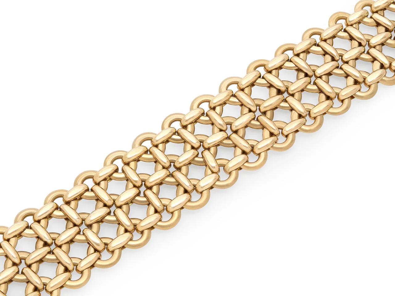 Women's or Men's Cartier Penelope Bracelet in 18K Gold For Sale