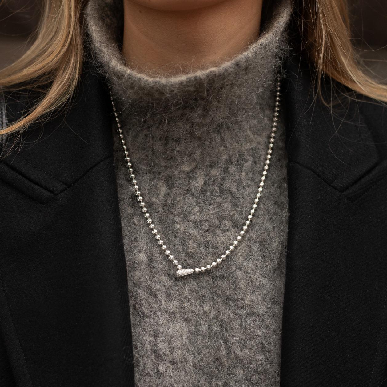 Cartier Perles de Diamants 18 Karat White Gold Diamond Necklace In Good Condition In London, GB