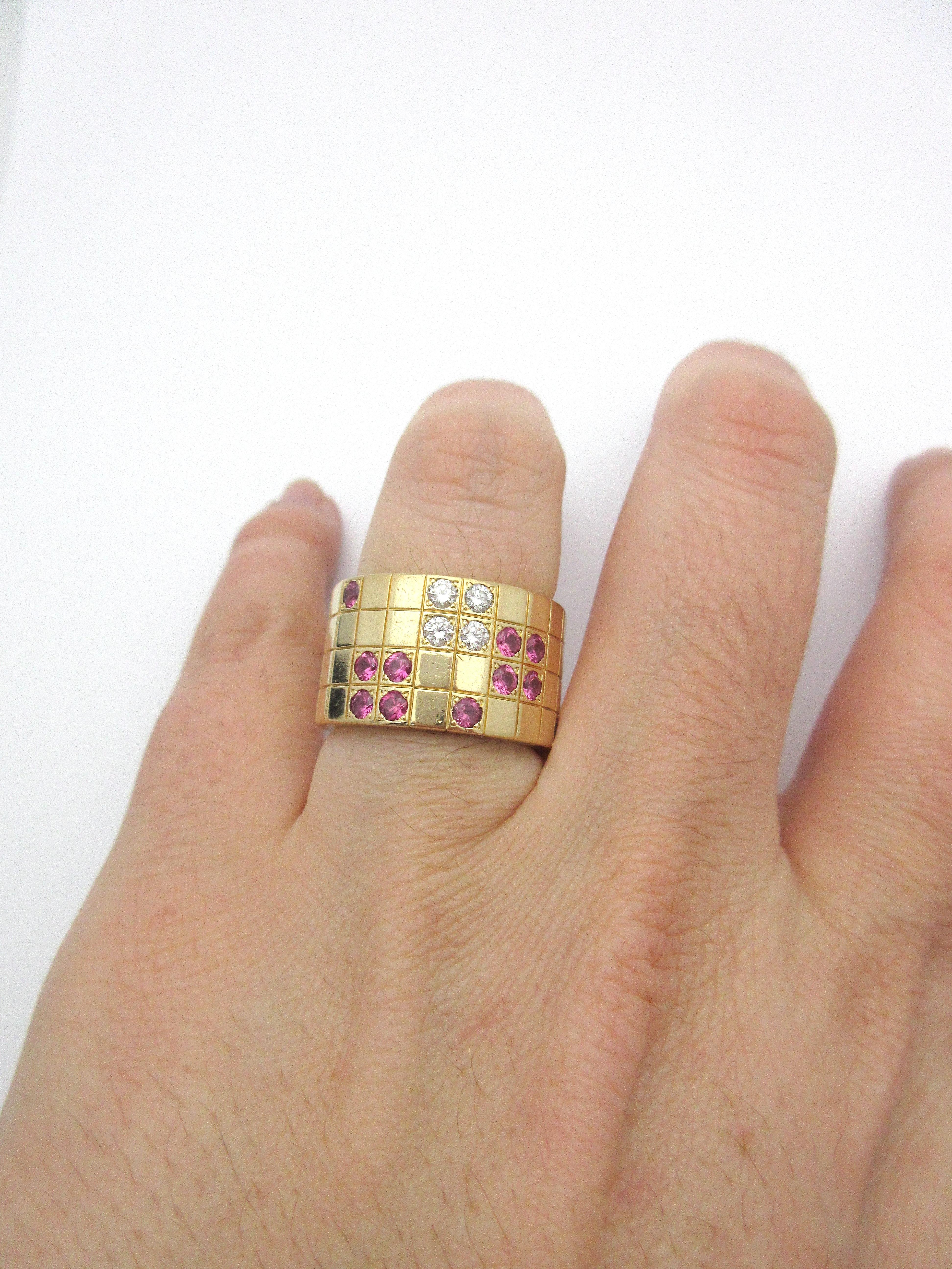 Cartier Pink Sapphire and Diamond Lanieres Ring 18 Karat Gold In Good Condition In Manchester, NH