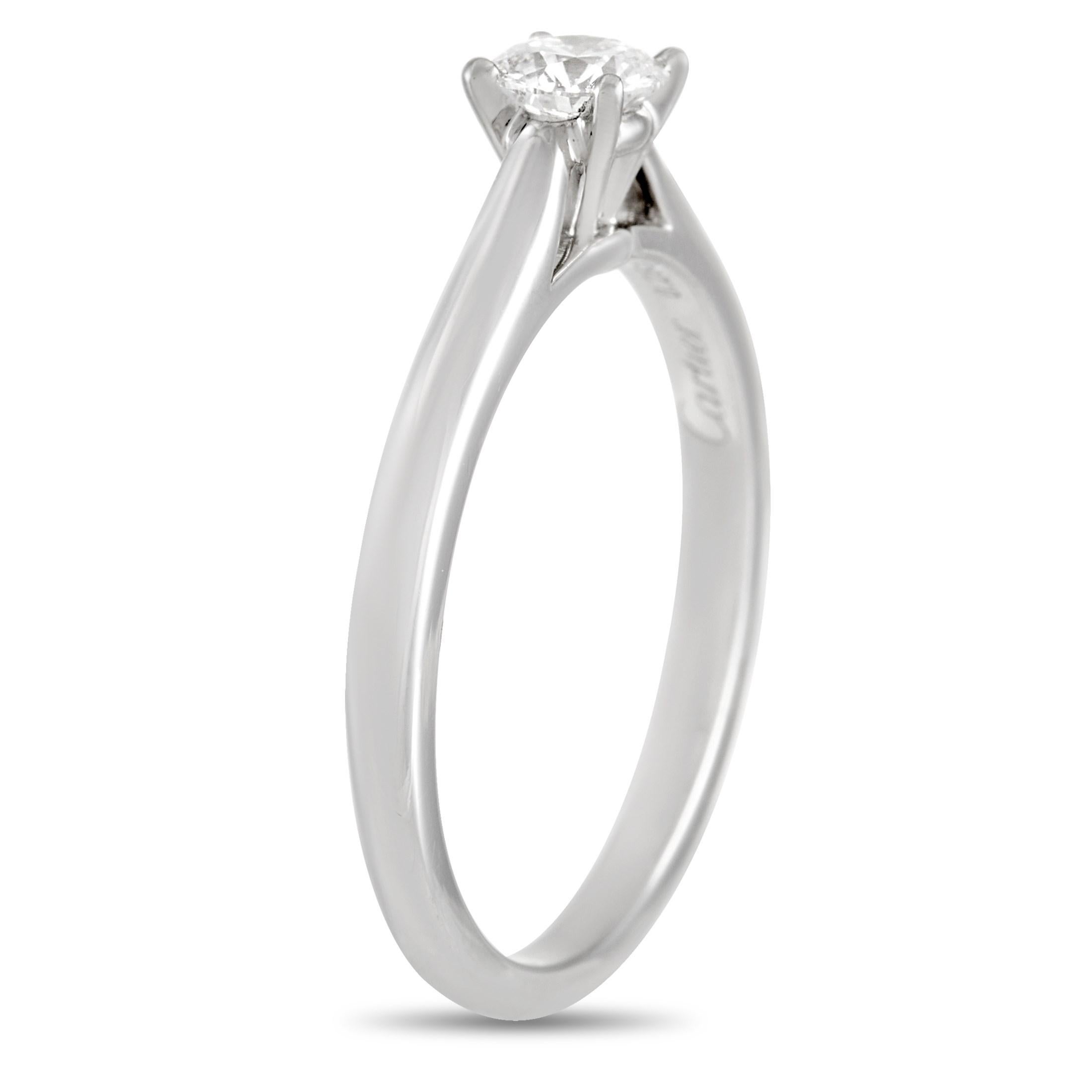 Looking minimal and elegant, the Cartier Platinum 0.26 ct Diamond Engagement Ring has a subtle beauty that will still catch attention. There is sophistication in its simplicity. The ring has a 2mm narrow band and G-VVS2 diamond that's approximately