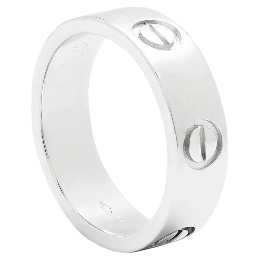 Is the Cartier Love ring timeless?