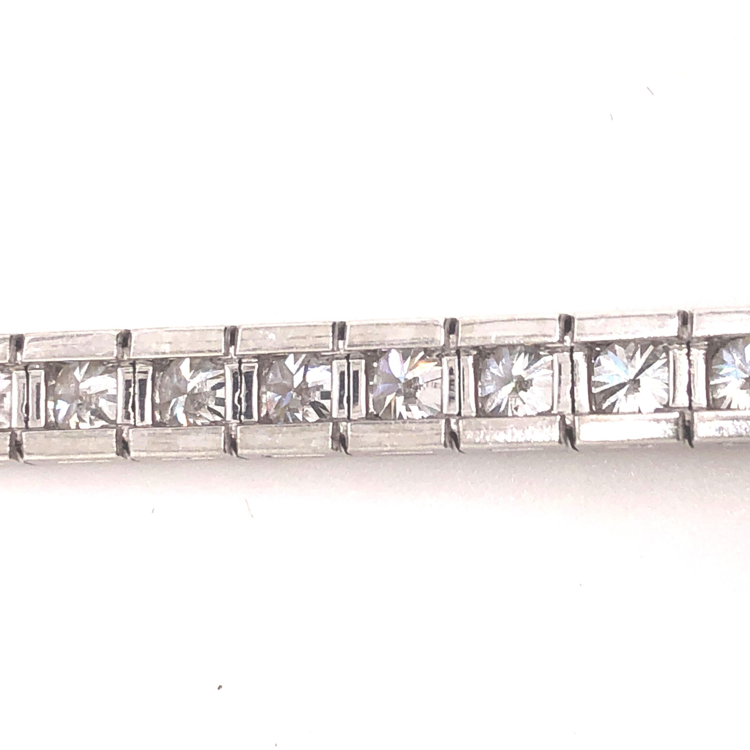 Cartier Platinum 9.18tcw VS1-VS2 Diamond Line Bracelet, 1950's In Good Condition In Towson, MD