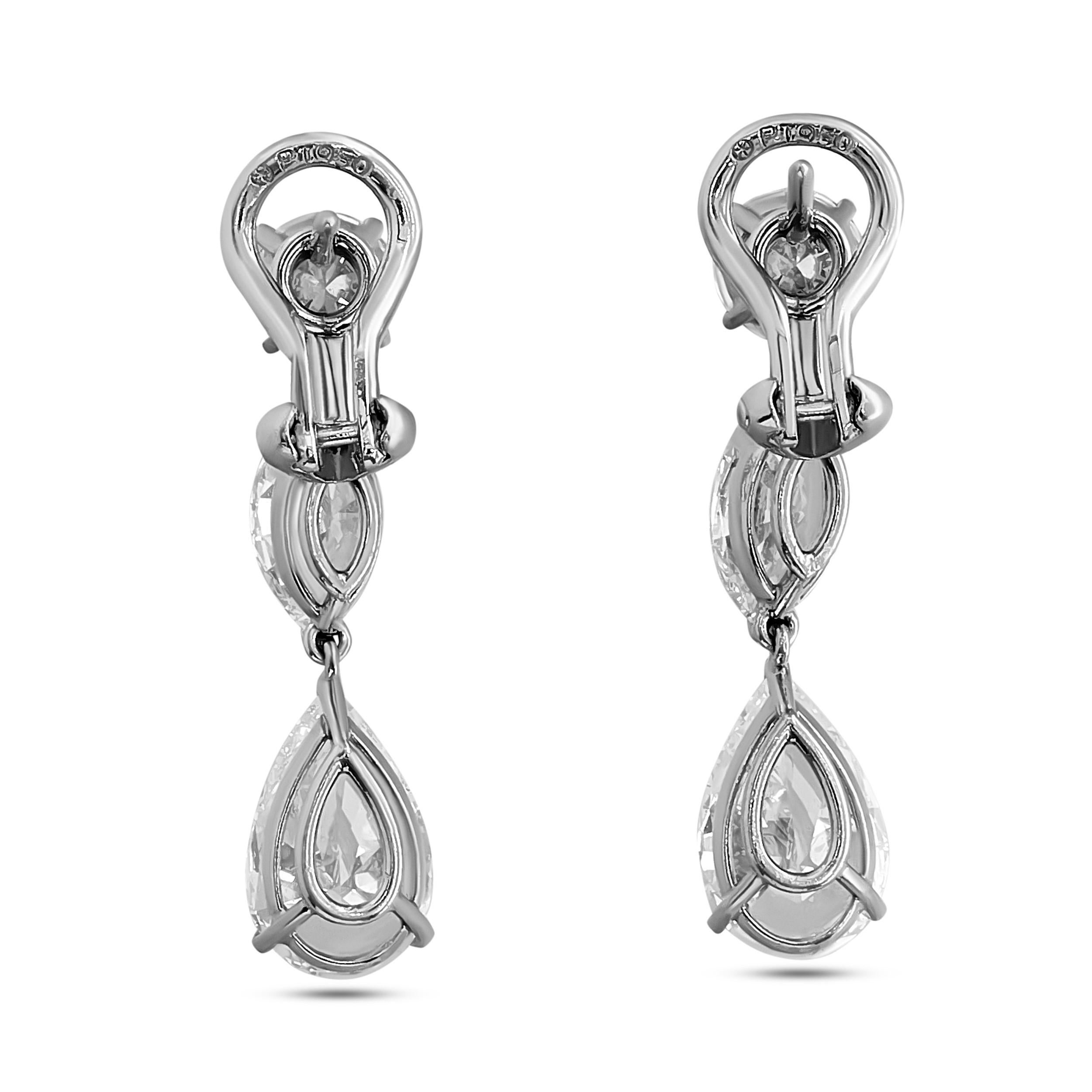 Questi squisiti orecchini a goccia con diamanti multiforma di Cartier presentano una straordinaria serie di diamanti meticolosamente selezionati, disposti ad arte per catturare la luce da ogni angolazione, incarnando un'eleganza e un lusso senza