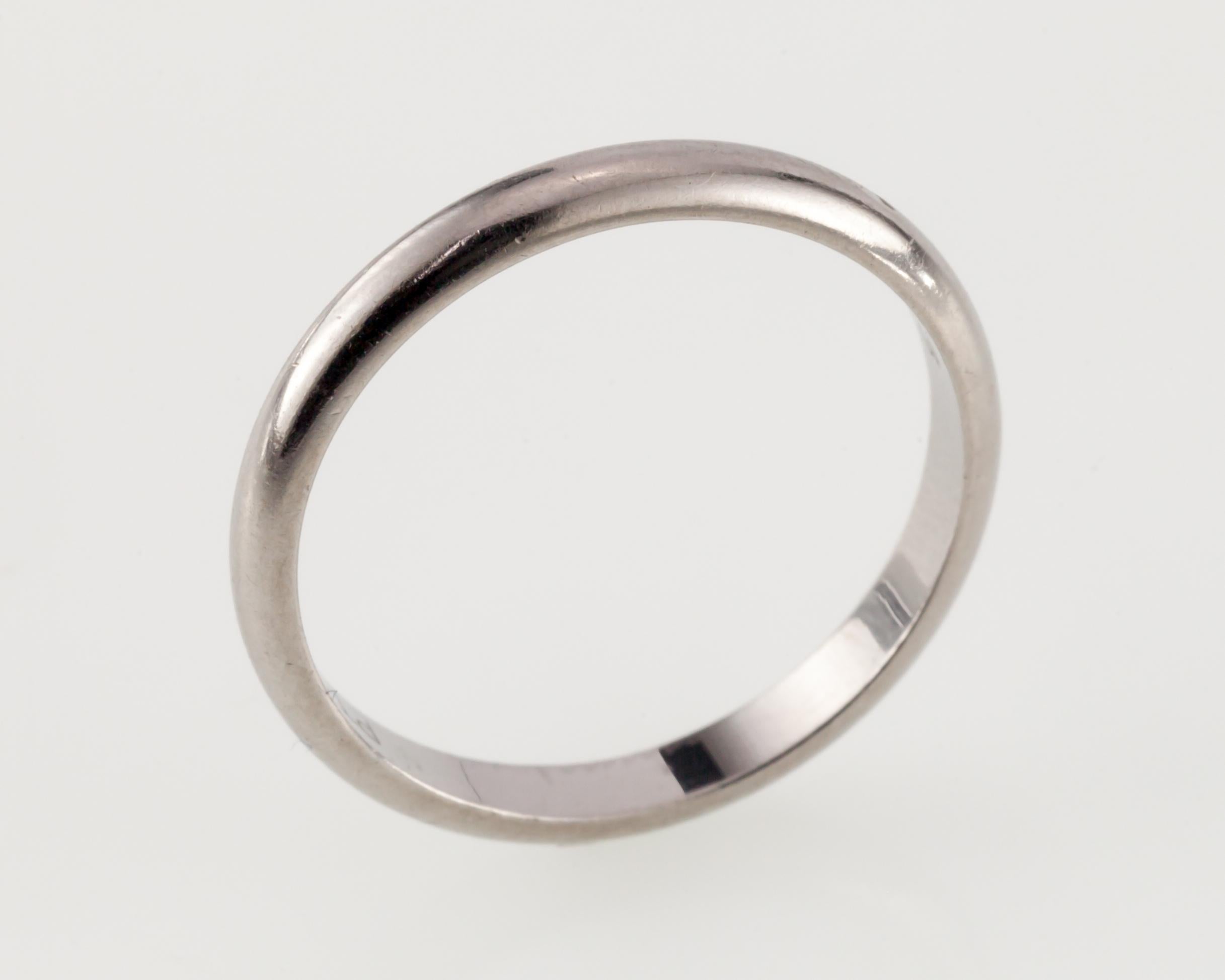 Modern Cartier Platinum Plain Wedding Band, Size 52 (US Size 6), 2 mm. For Sale