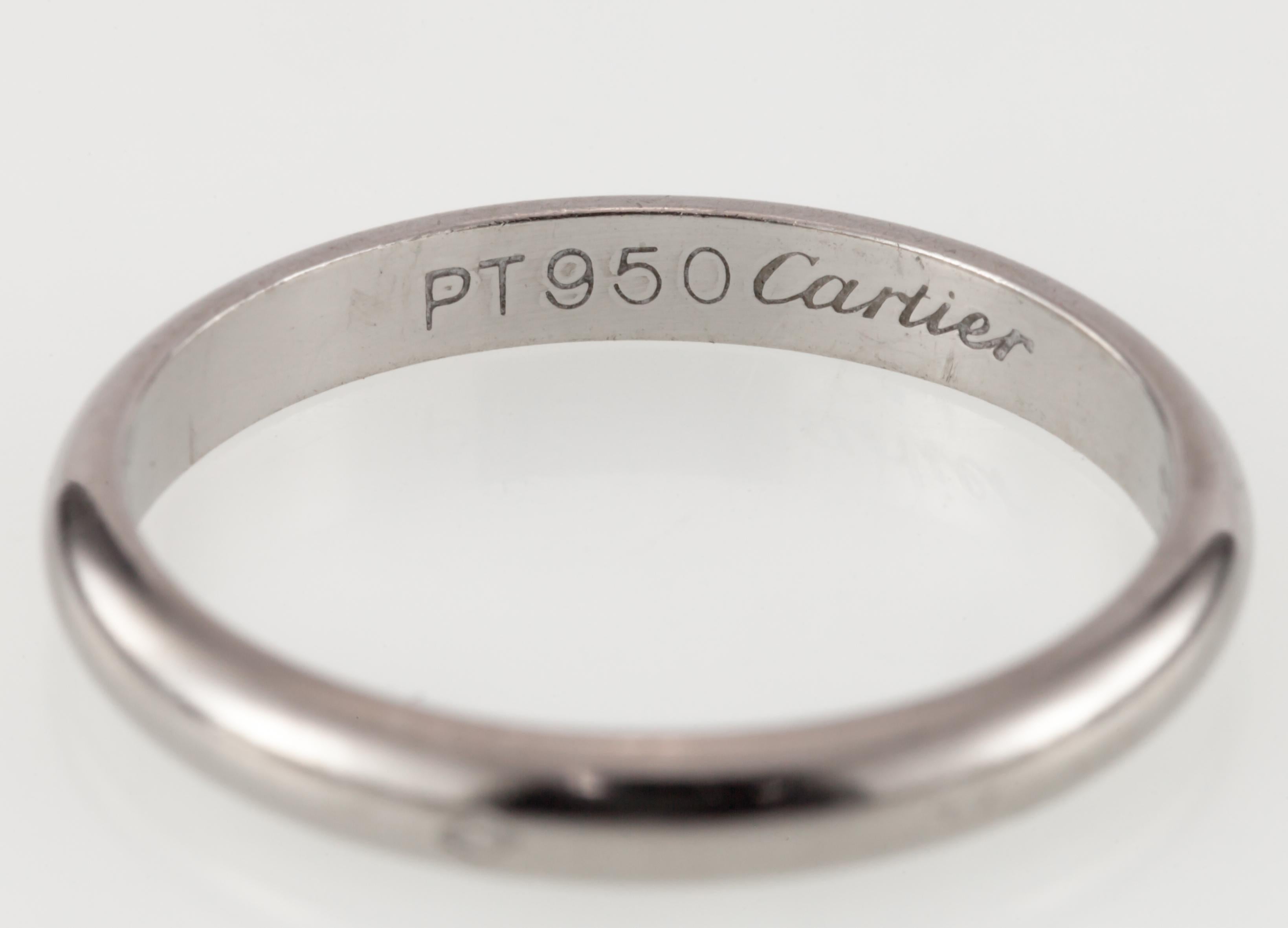 Cartier Platinum Plain Wedding Band, Size 52 (US Size 6), 2 mm. In Good Condition For Sale In Van Nuys, CA