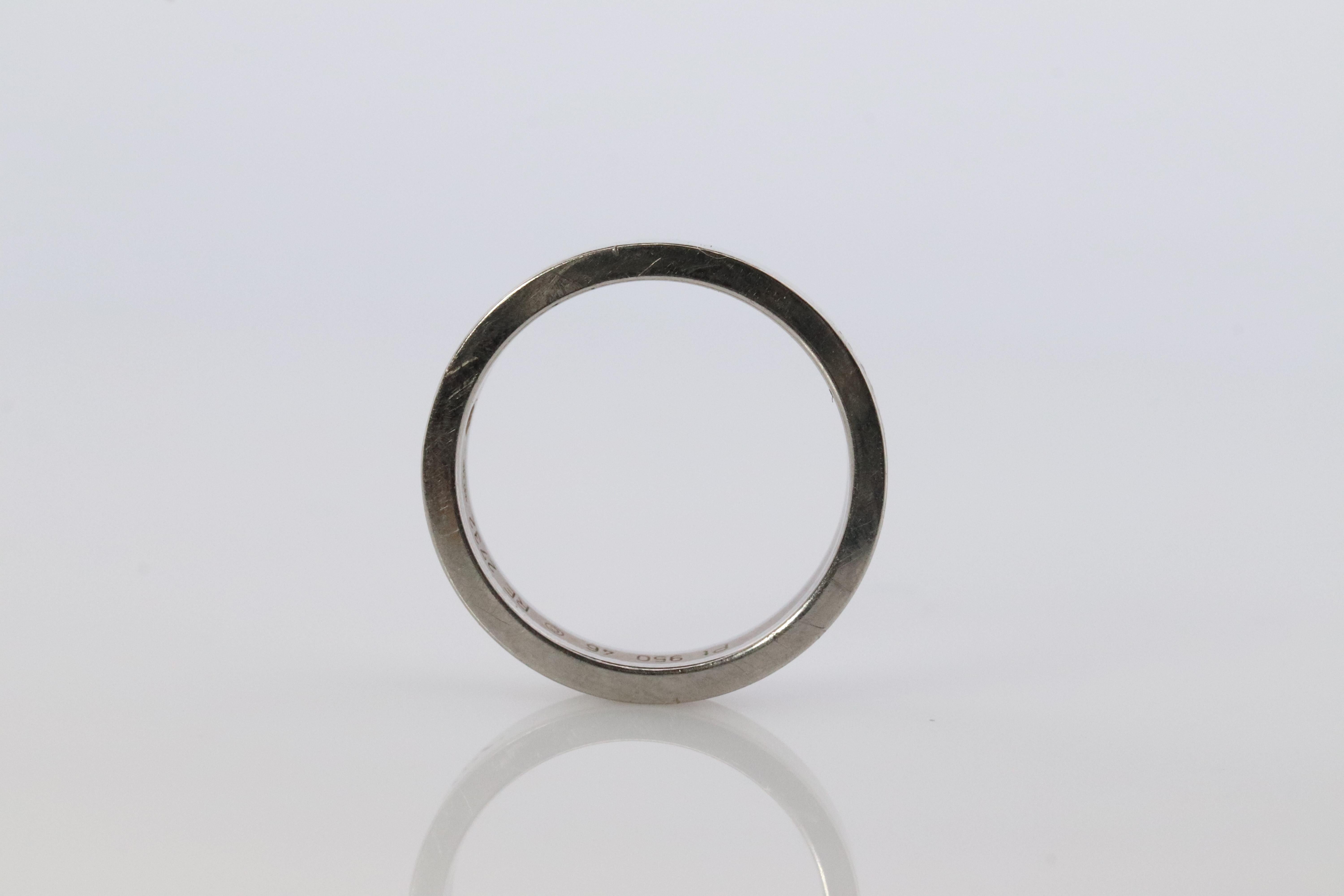Round Cut CARTIER Platinum  Ring. Cartier Diamond Signature Bezel 3mm Band.