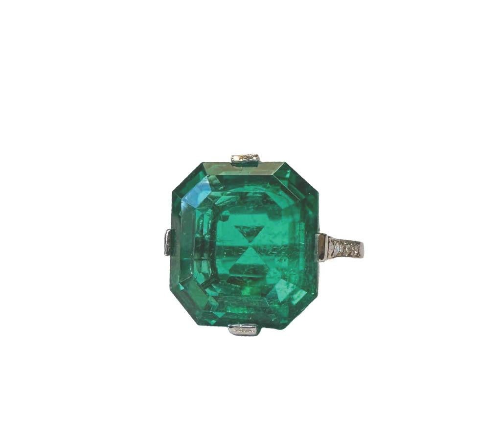 Bague Cartier avec émeraude de Colombie, certifiée AGL en vente 1
