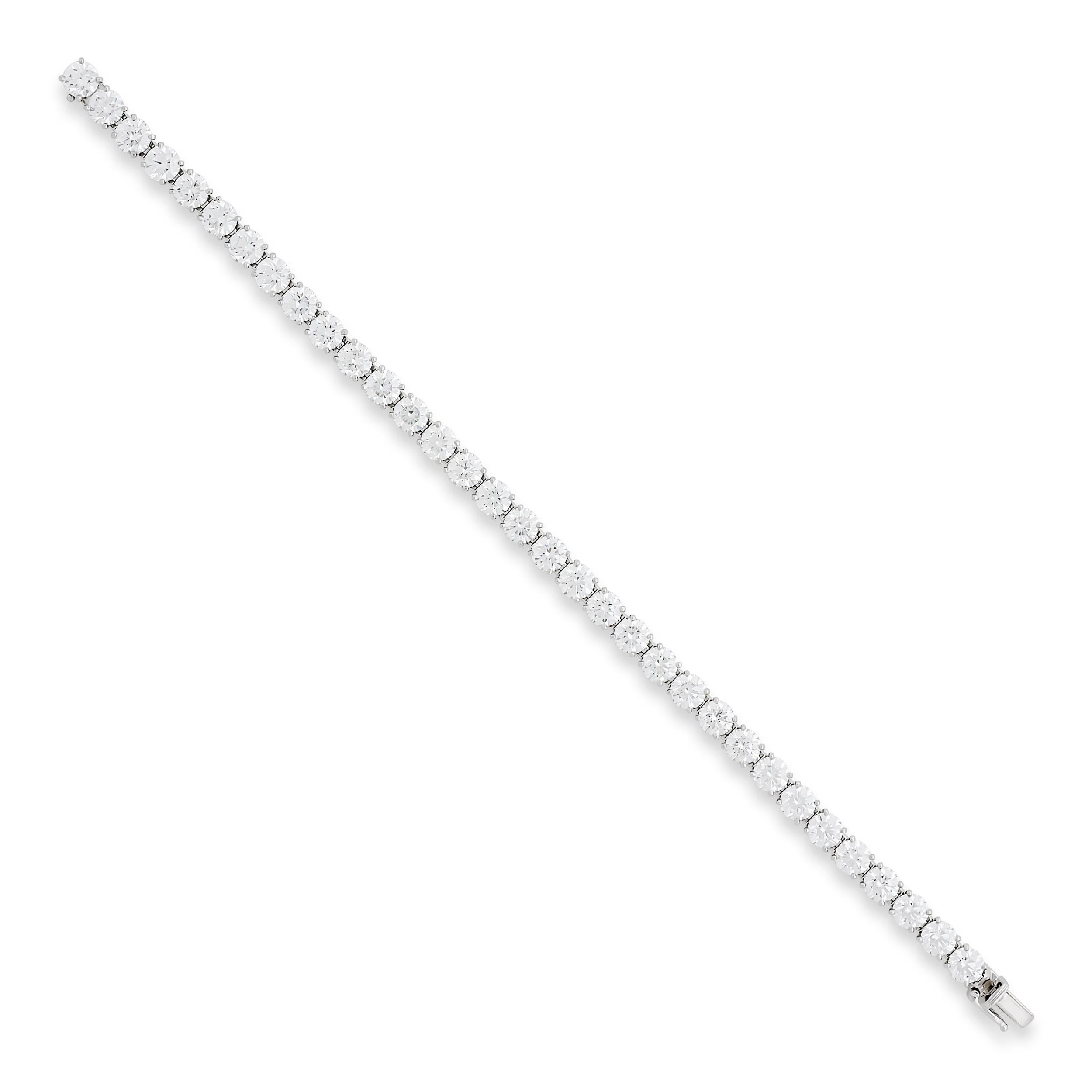 Cartier Platin-Tennisarmband mit runden Diamanten 15,50 Karat im Zustand „Hervorragend“ im Angebot in Philadelphia, PA
