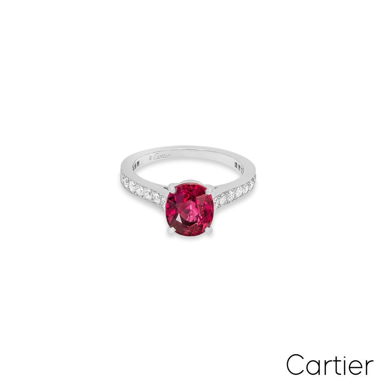 Cartier Platin Rubin & Diamant-Ring 2,36 Karat im Zustand „Hervorragend“ in Mayfair, London, London