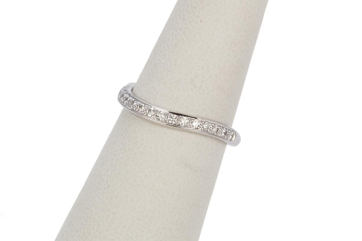 Cartier Platinum Trinity Ruban Single Row Wedding Band $4, 350 Retail In Excellent Condition In Tustin, CA