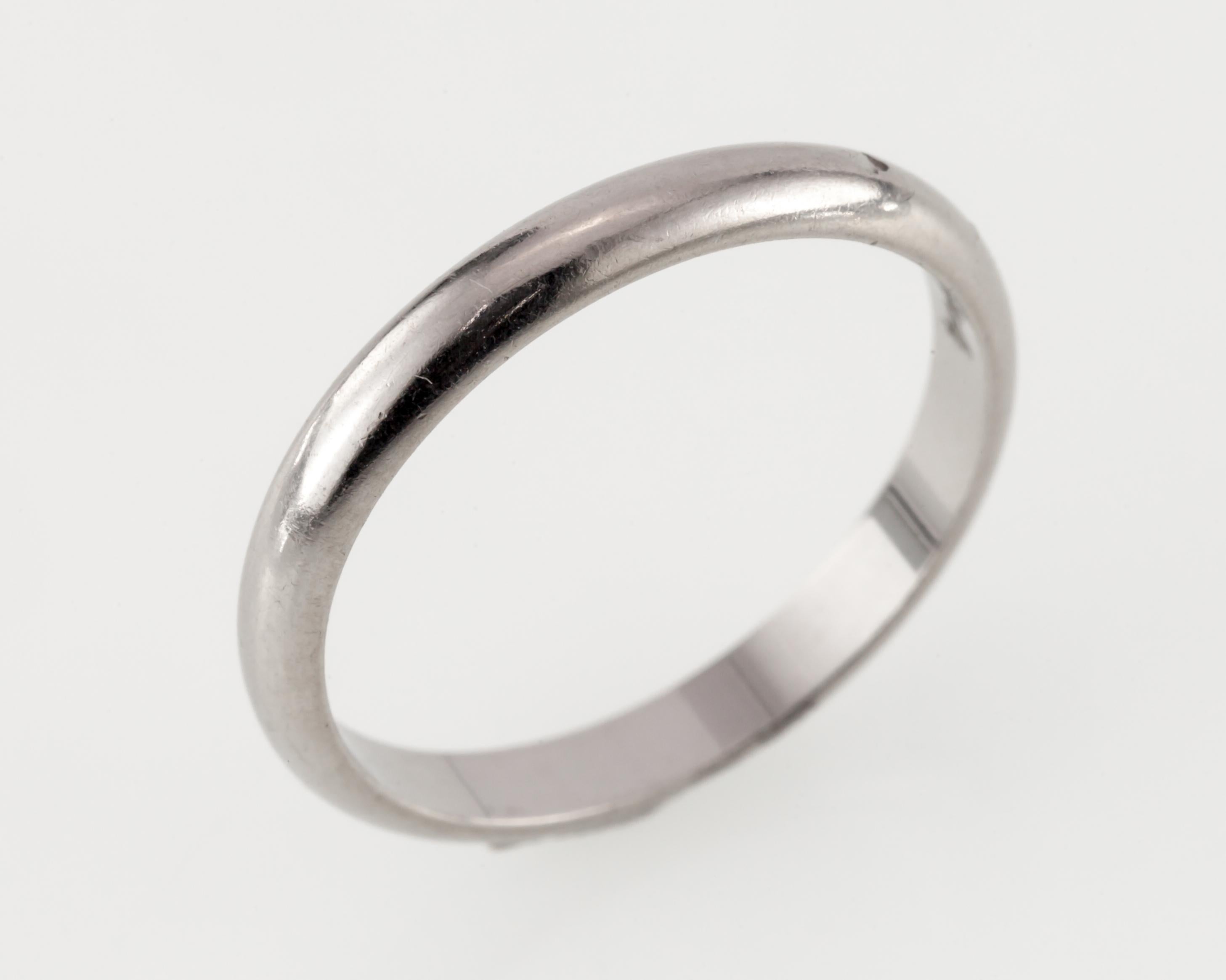 Modern Cartier Platinum Wedding Band, Size 52 (US size 6), 2 mm For Sale
