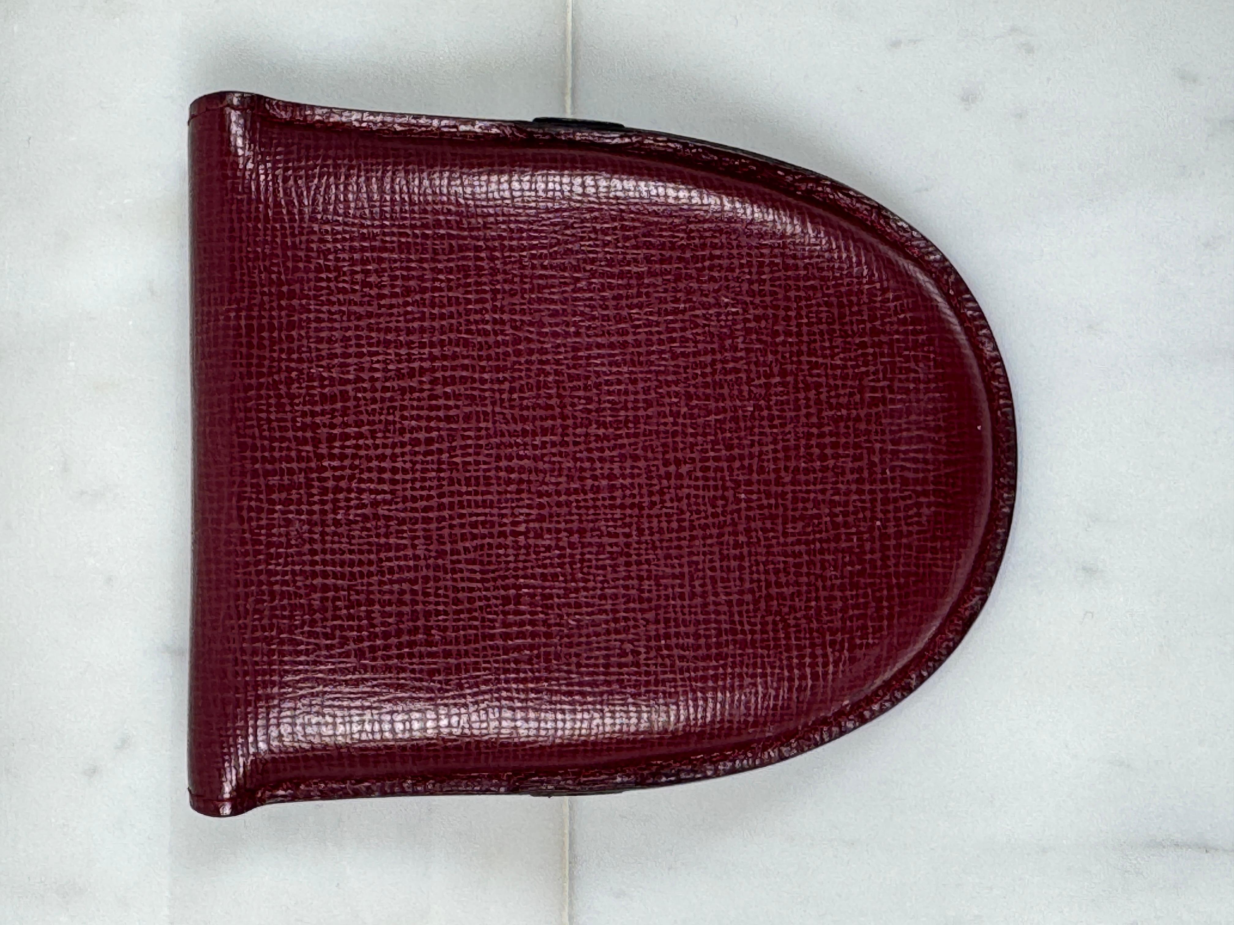 Espejo de mano de maquillaje de bolsillo Cartier, Plata, Piel  1970 Moderno de mediados de siglo en venta