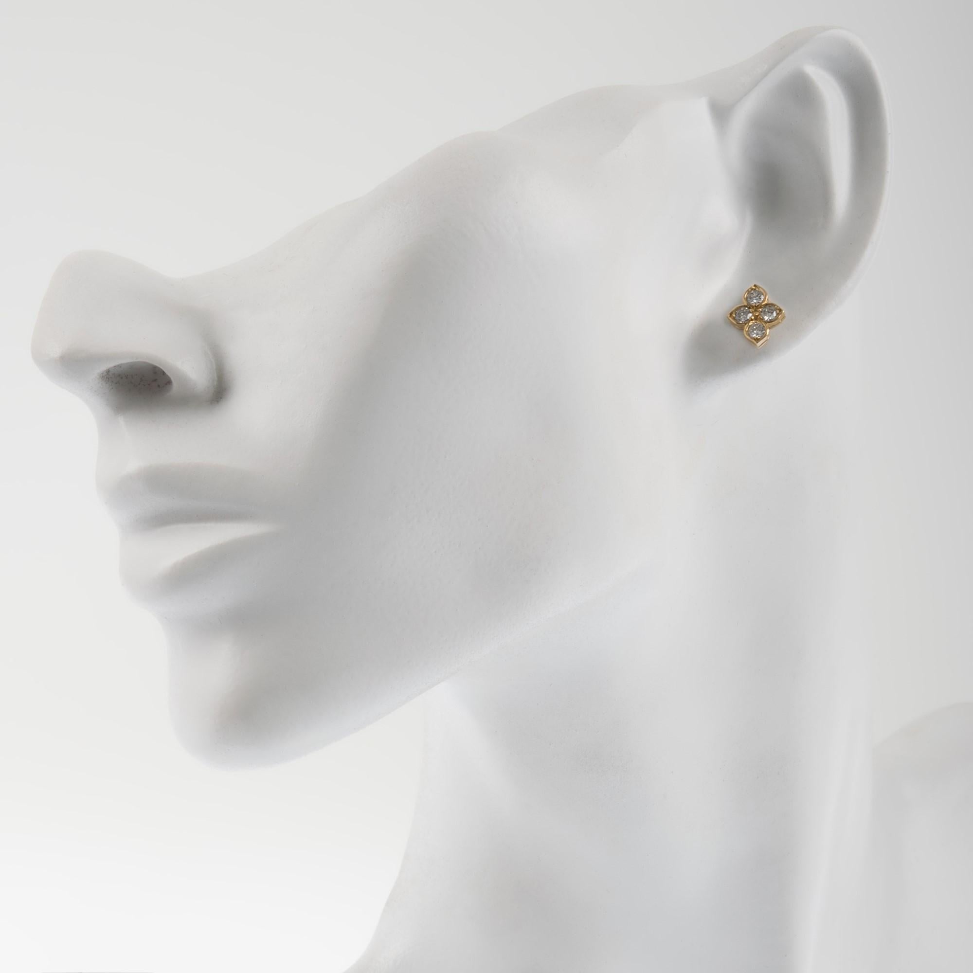pre owned diamond stud earrings