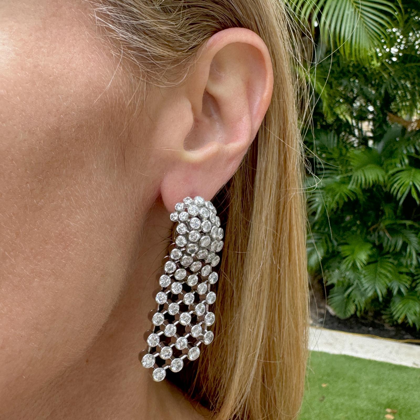 Modern Cartier Rare Round Briliant Diamond Platinum Waterfall Drop Dangle Earrings